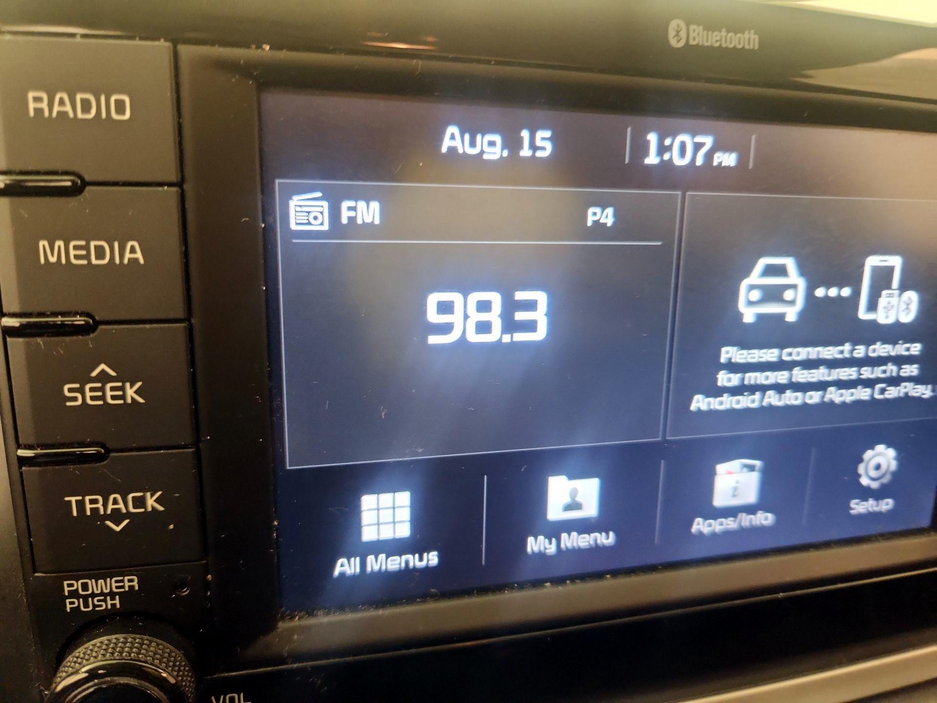 Thumbnail: 2019 Kia Rio - 15