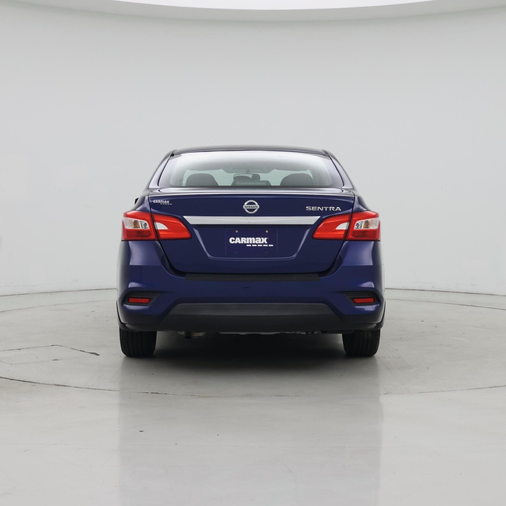 Thumbnail: 2016 Nissan Sentra - 6