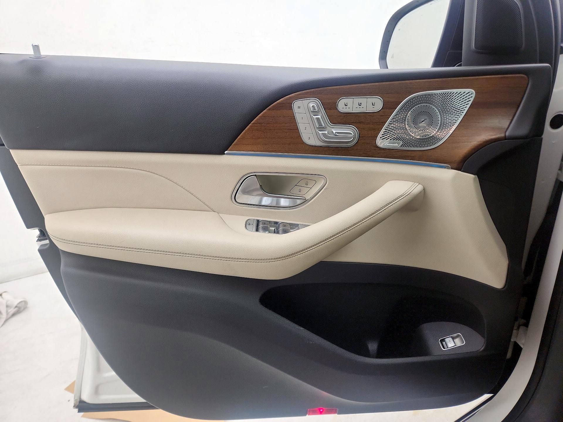 Thumbnail: 2020 Mercedes-Benz GLE - 12