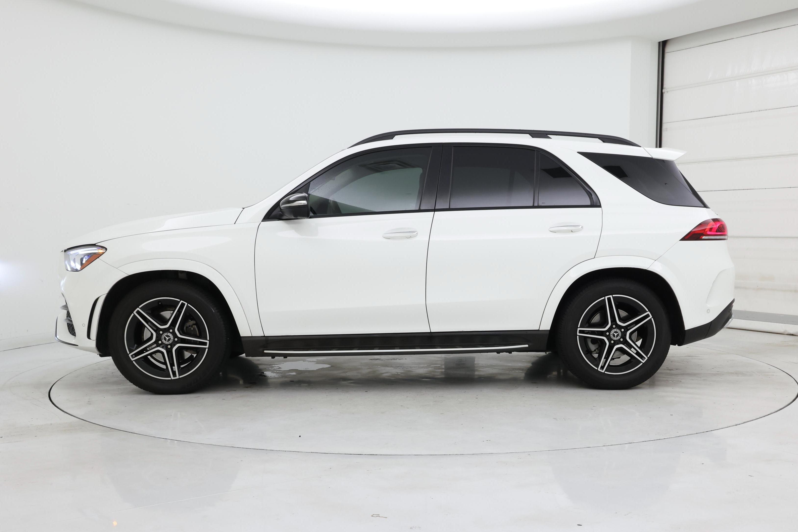 Thumbnail: 2020 Mercedes-Benz GLE - 3