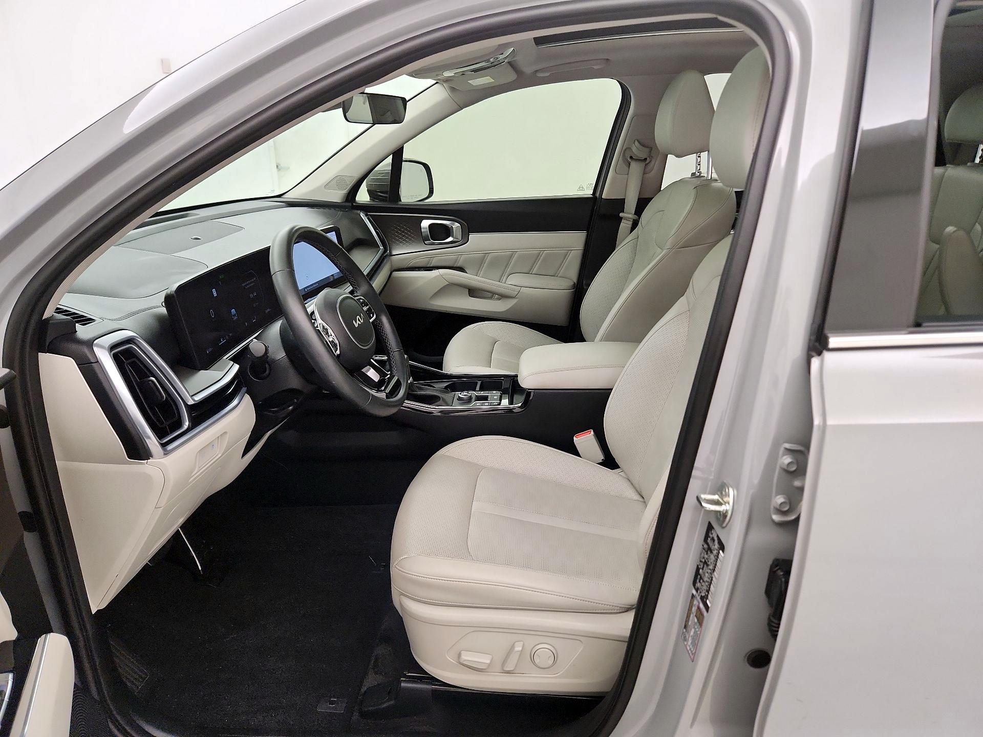 Thumbnail: 2024 Kia Sorento - 11