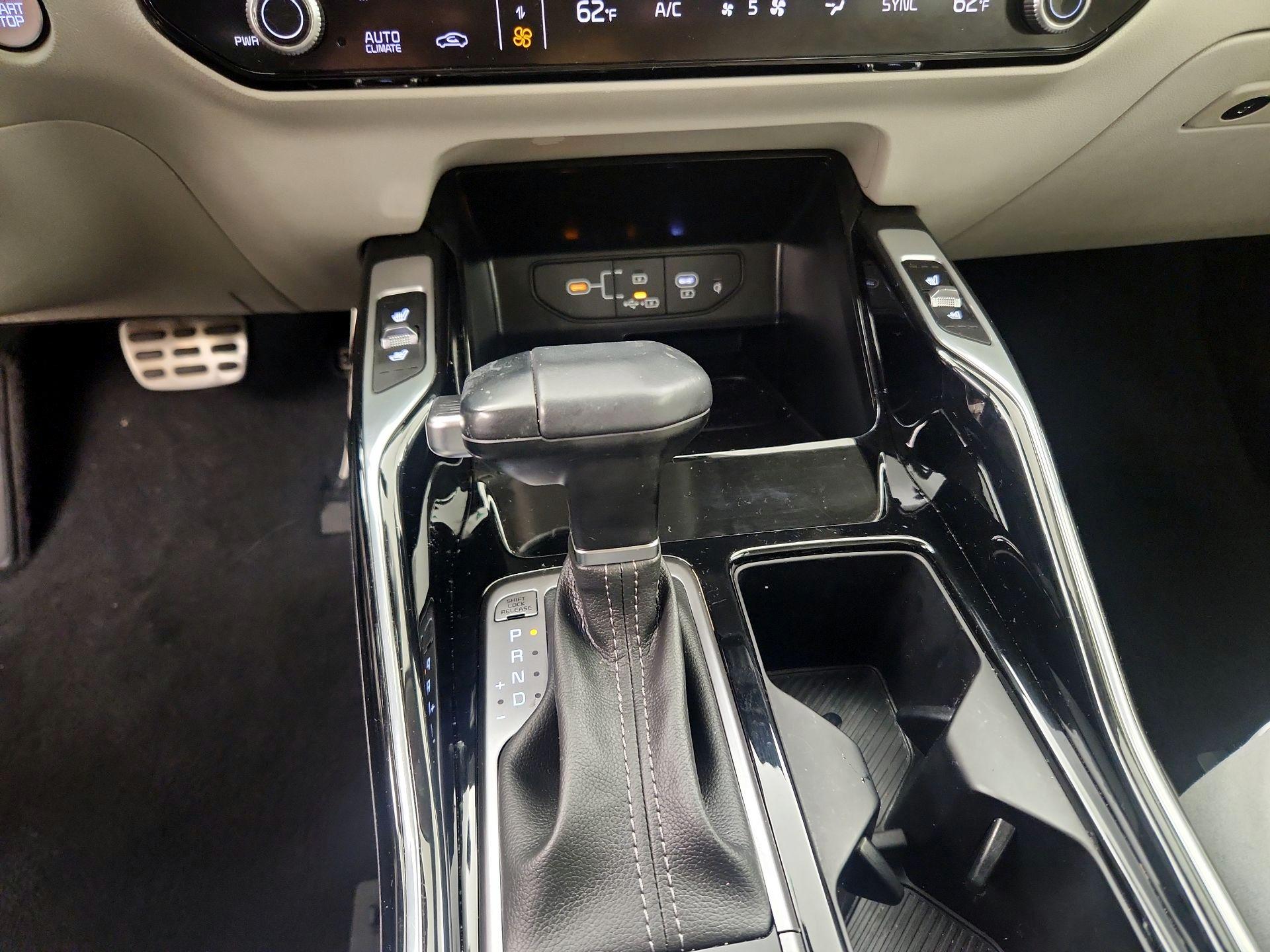 Thumbnail: 2024 Kia Sorento - 18