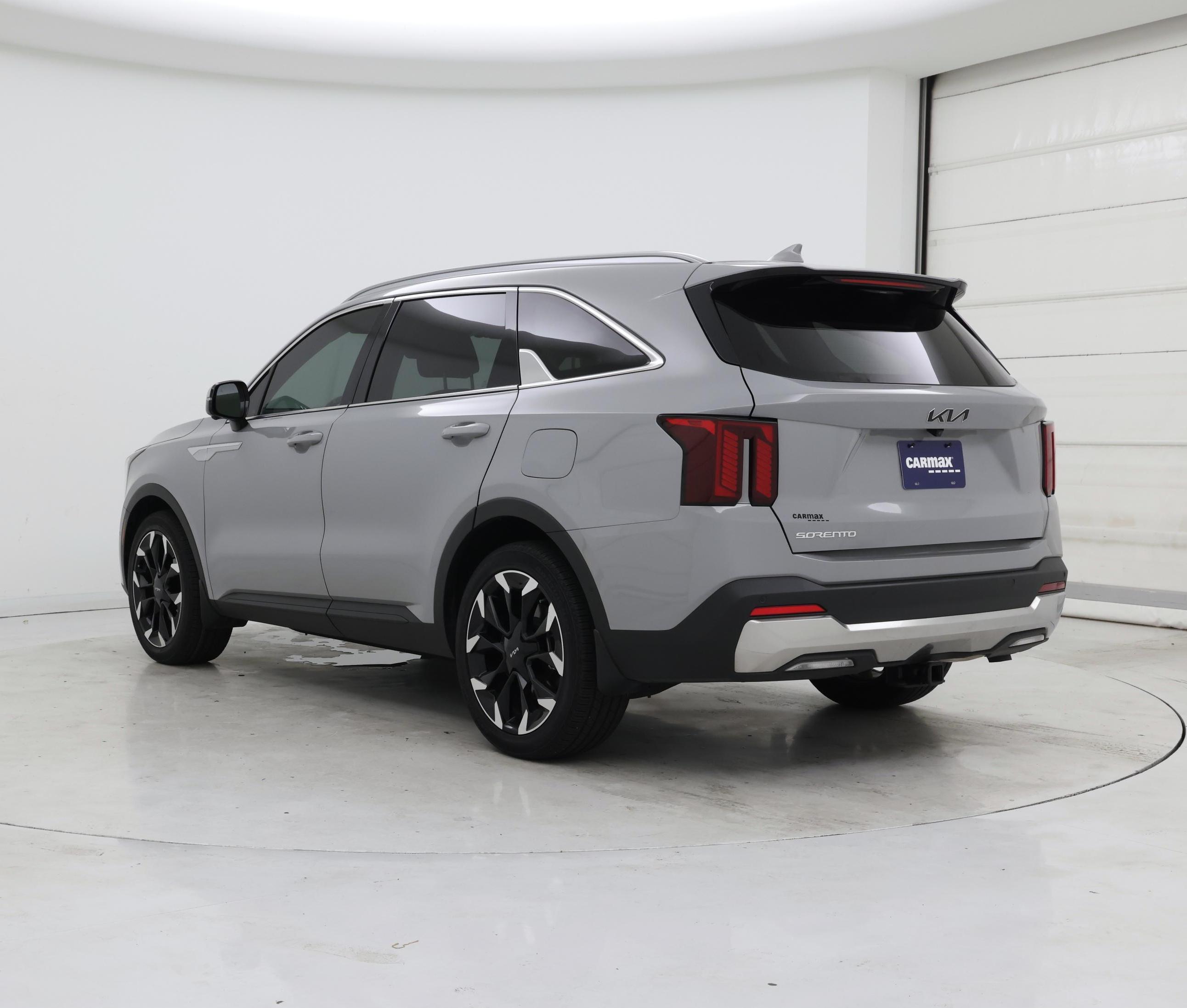 Thumbnail: 2024 Kia Sorento - 2