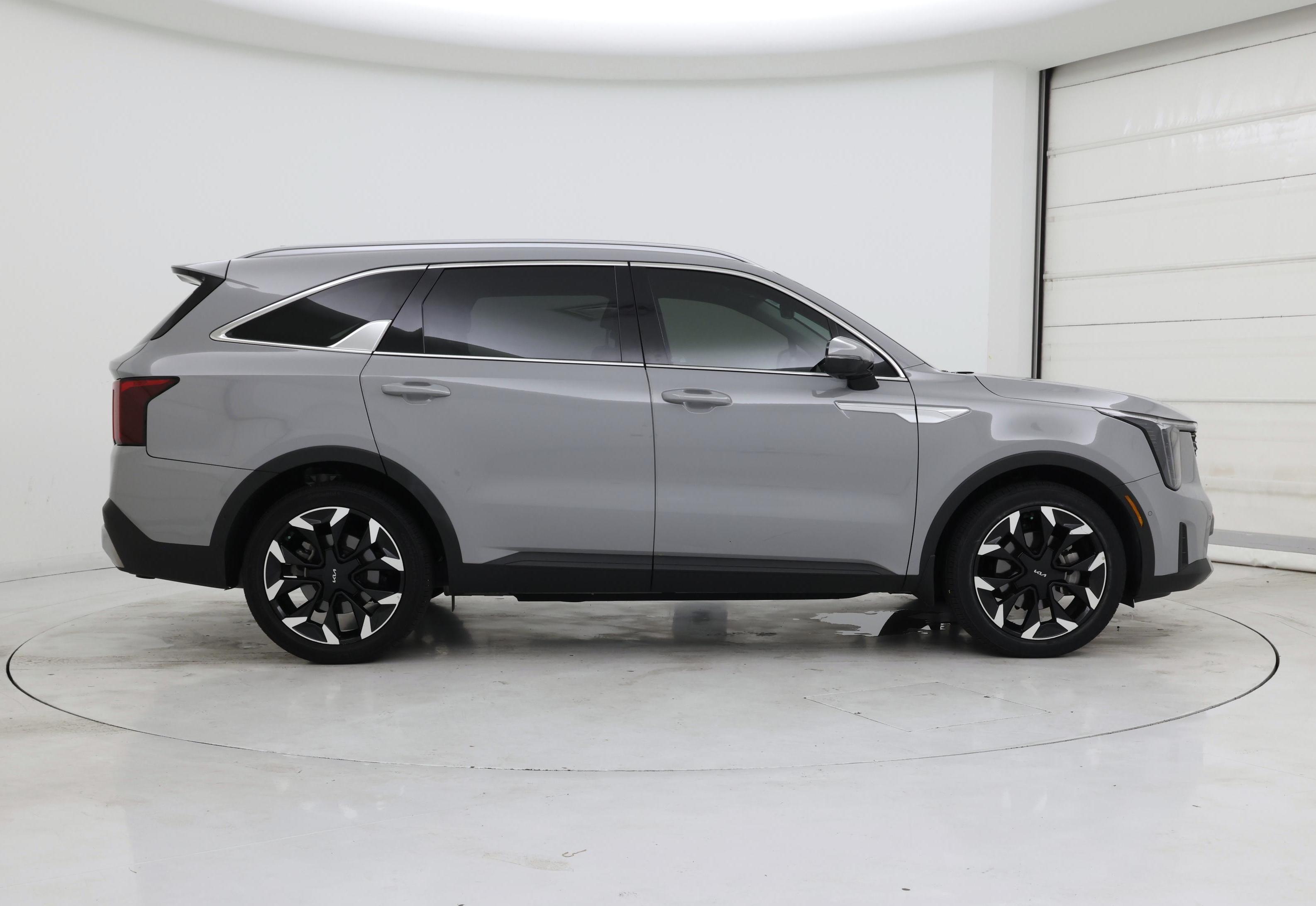 Thumbnail: 2024 Kia Sorento - 7