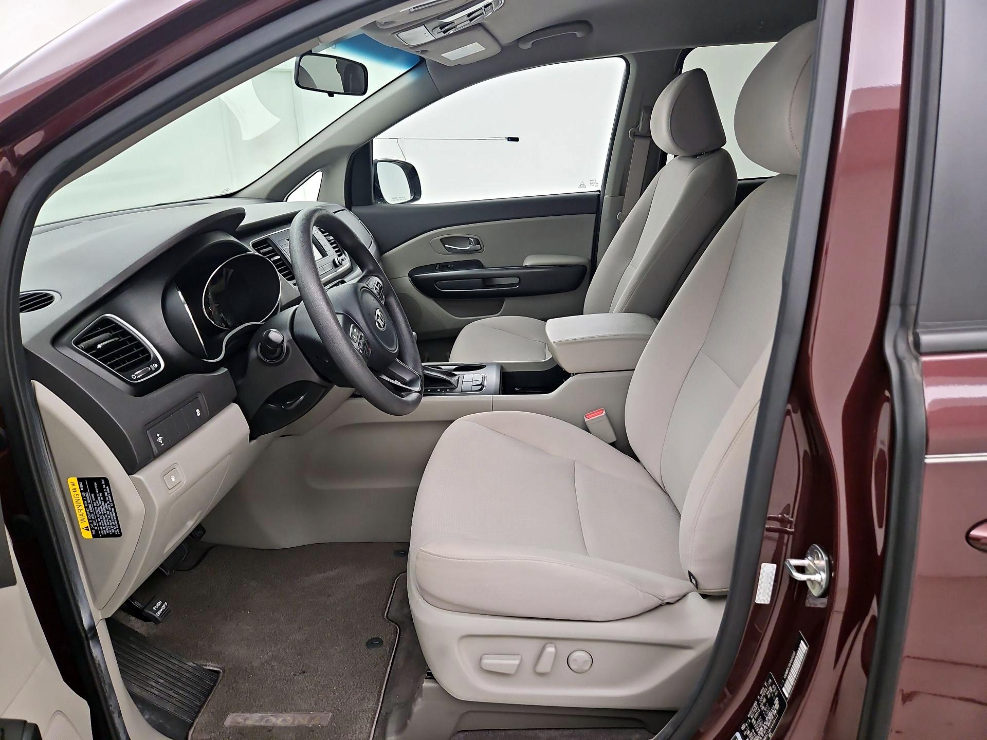 Thumbnail: 2018 Kia Sedona - 9