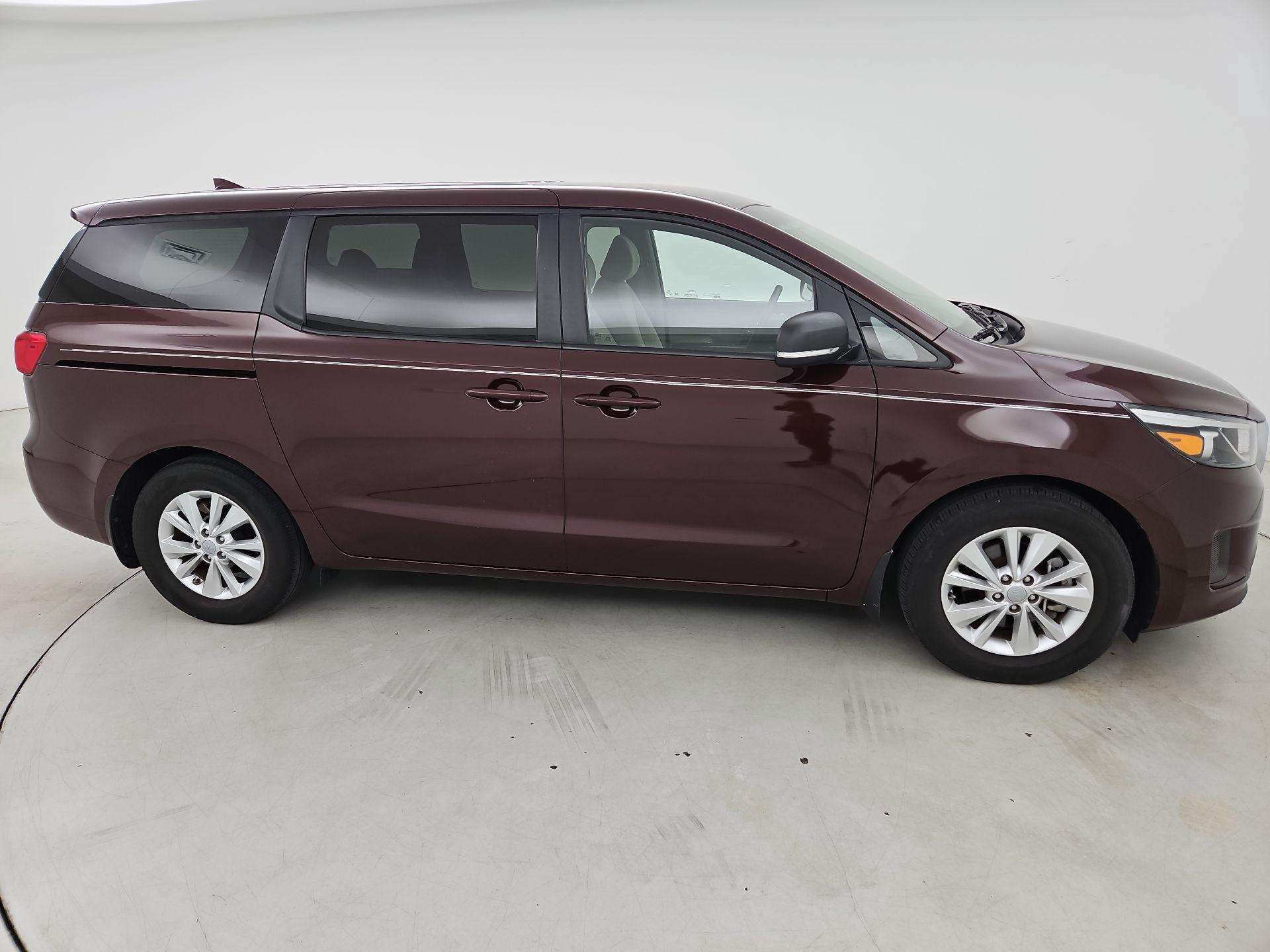 Thumbnail: 2018 Kia Sedona - 4