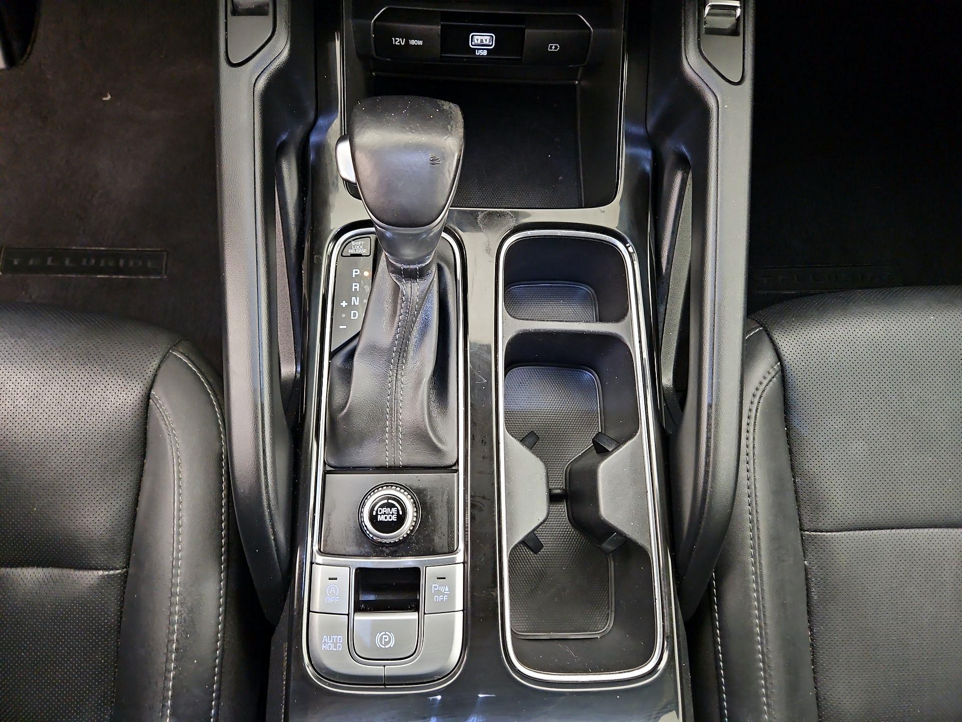 Thumbnail: 2020 Kia Telluride - 17
