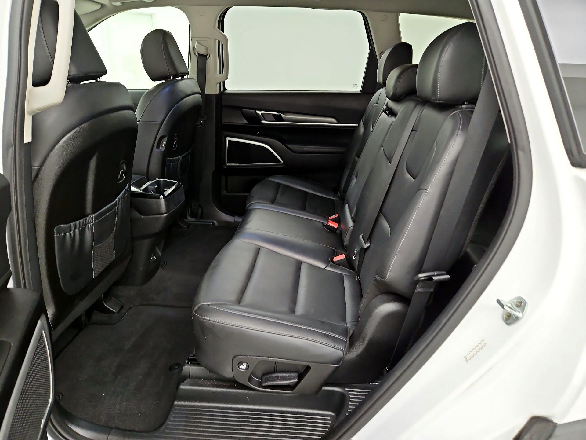 Thumbnail: 2020 Kia Telluride - 20