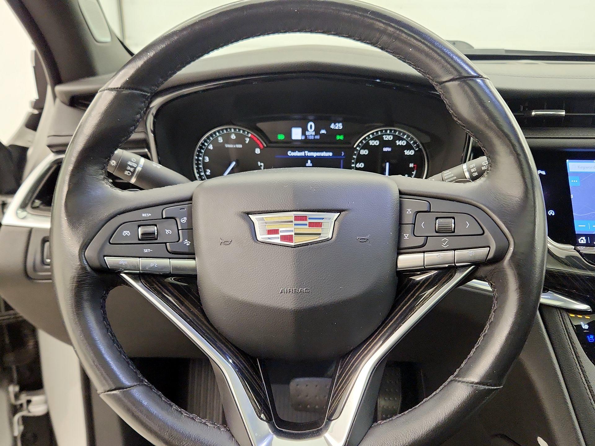 Thumbnail: 2020 Cadillac XT6 - 10