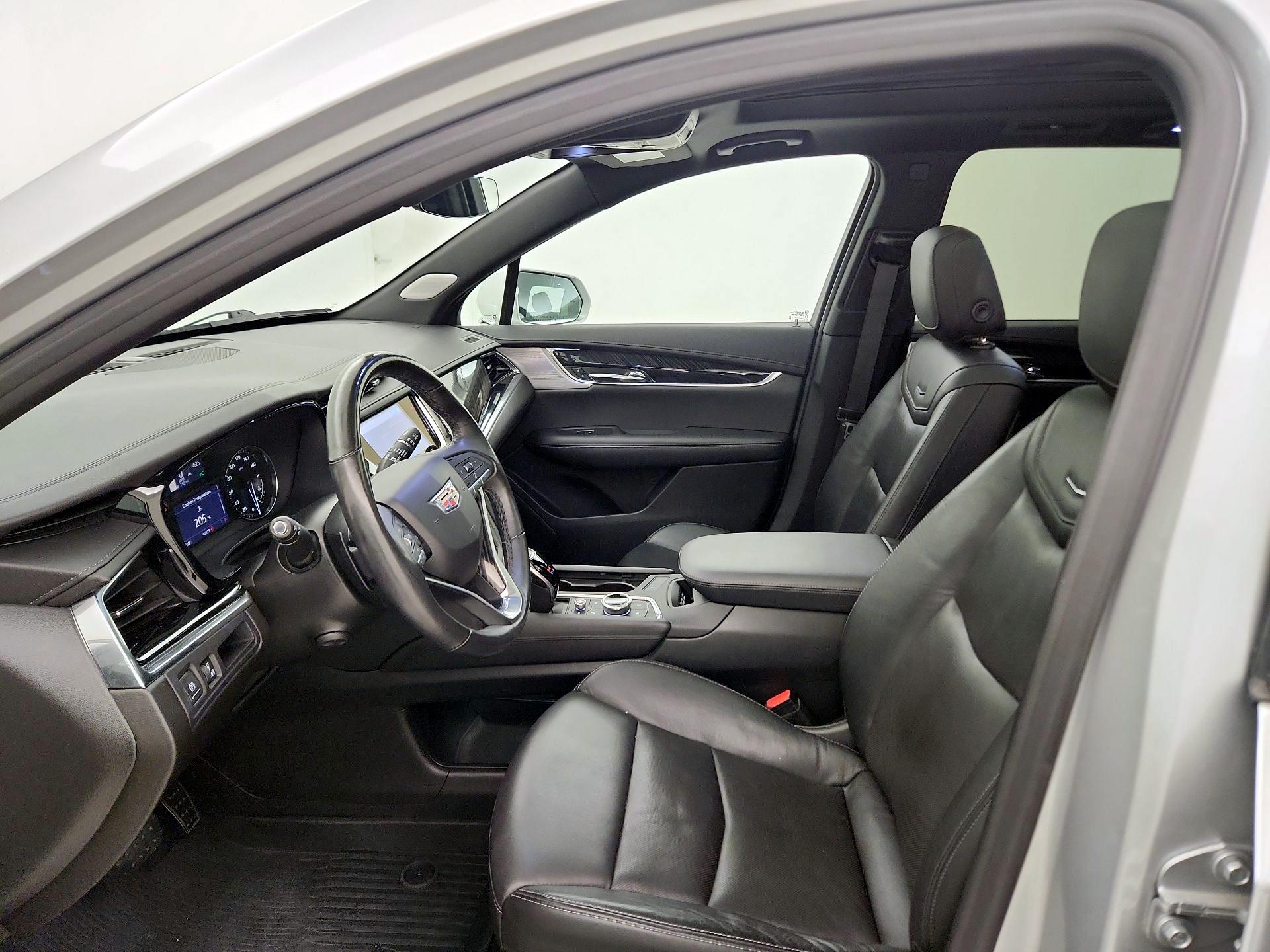 Thumbnail: 2020 Cadillac XT6 - 11