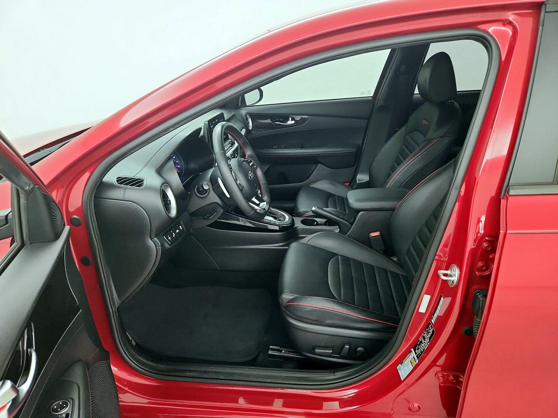 Thumbnail: 2021 Kia Forte - 11