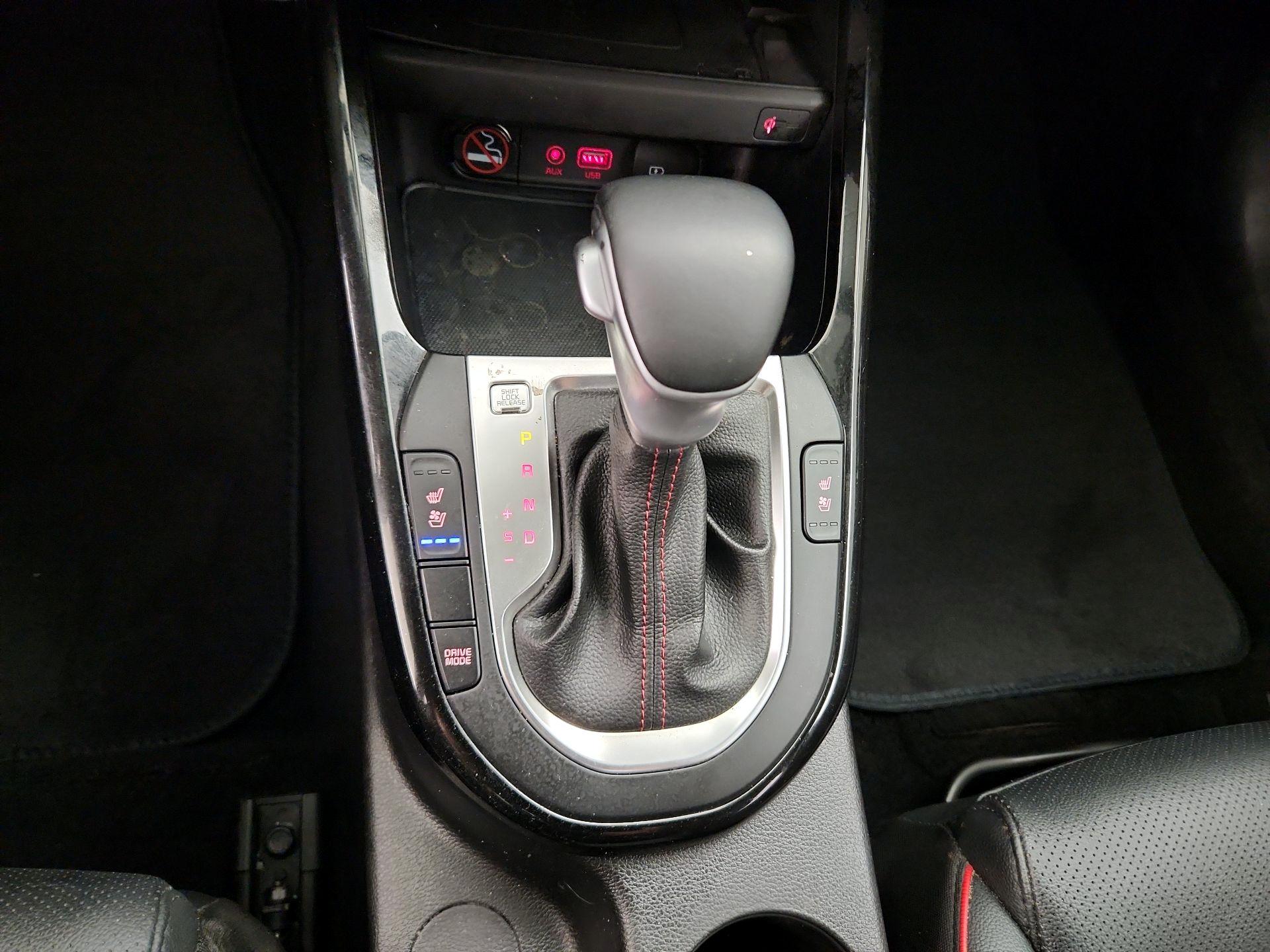 Thumbnail: 2021 Kia Forte - 17