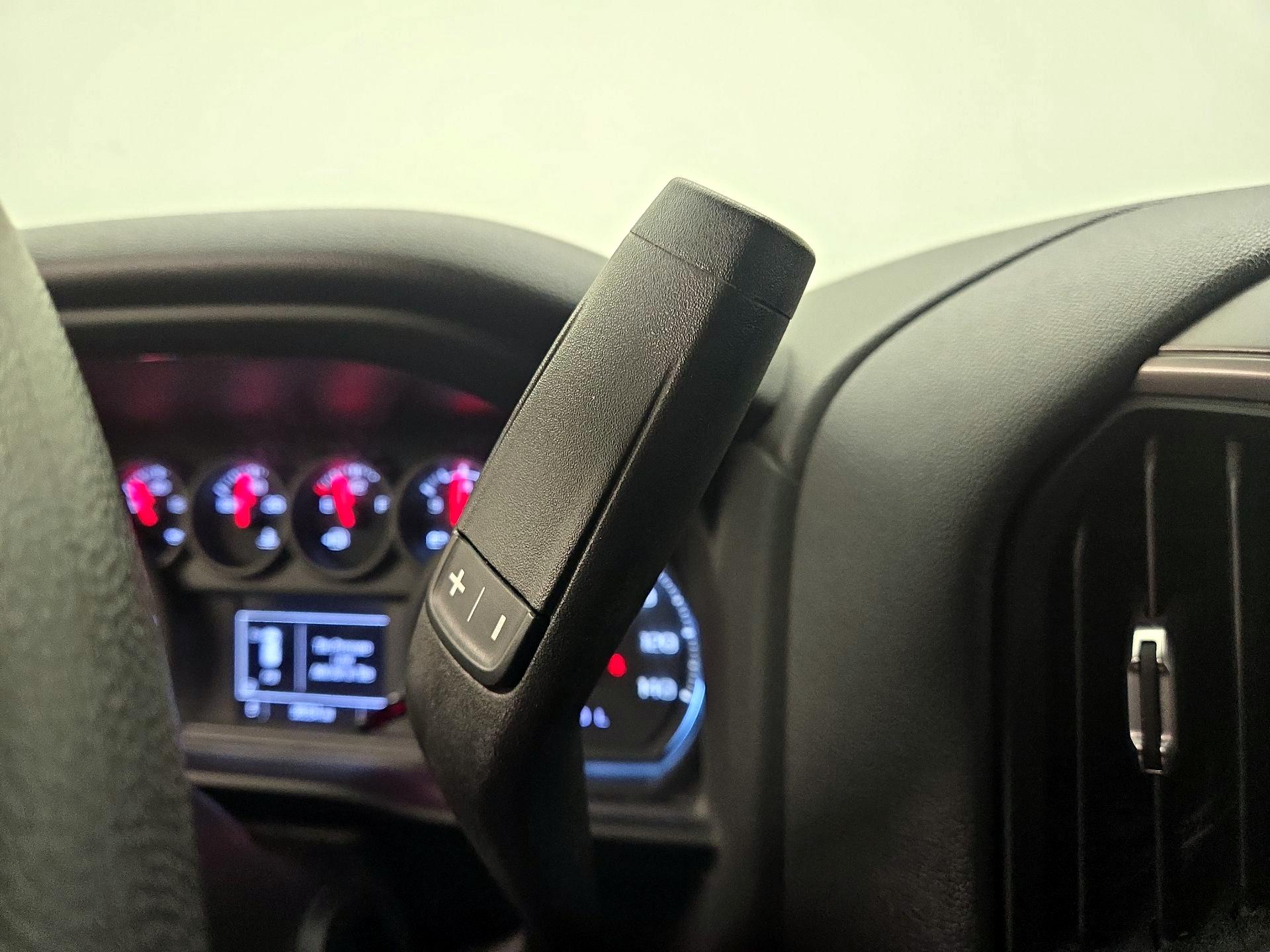 Thumbnail: 2022 Chevrolet Silverado 1500 - 17