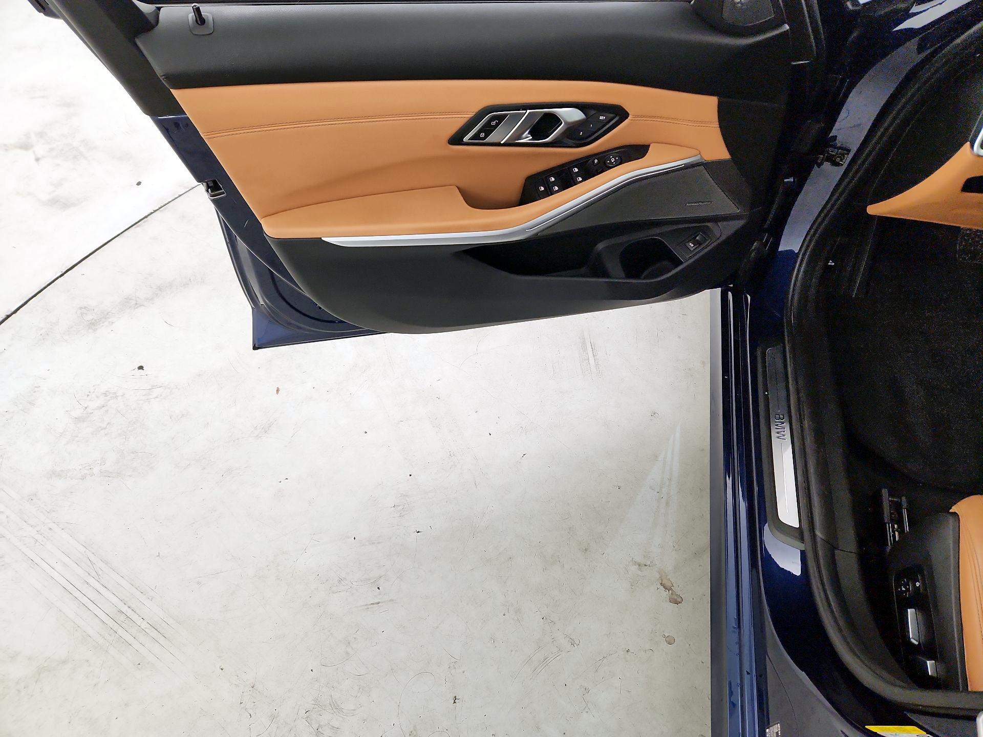 Thumbnail: 2024 BMW 3 Series - 12