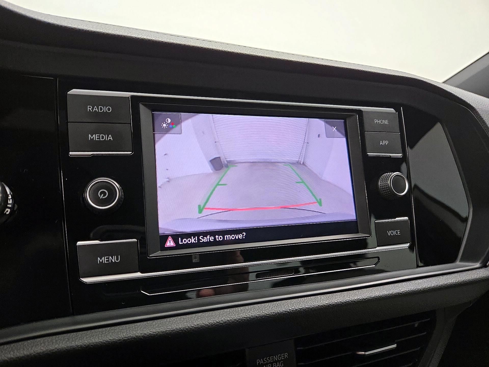 Thumbnail: 2021 Volkswagen Jetta - 14