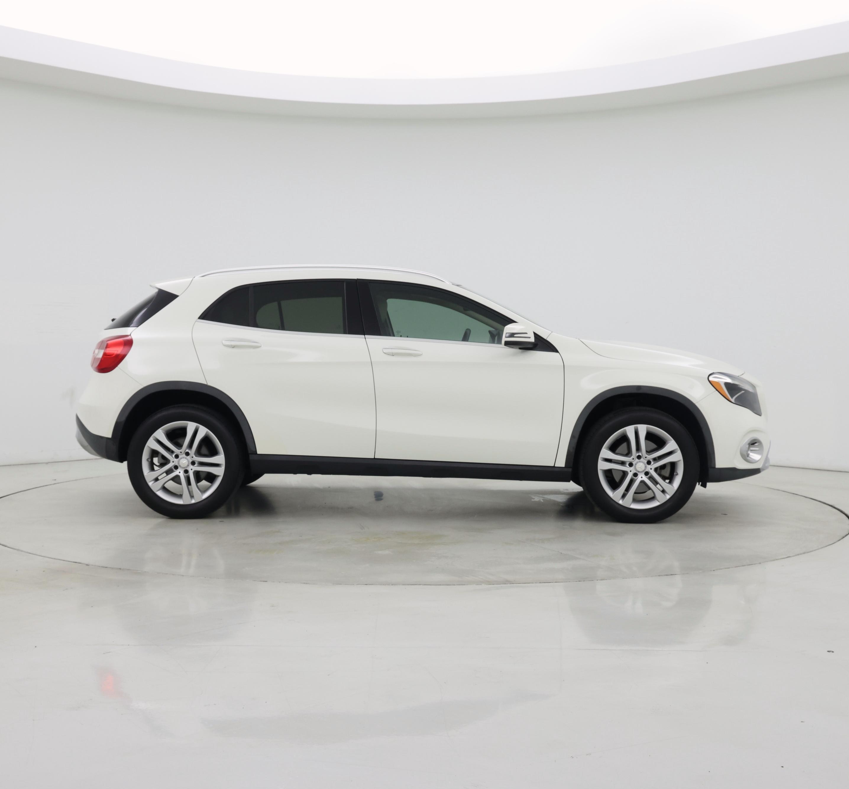 Thumbnail: 2018 Mercedes-Benz GLA - 7