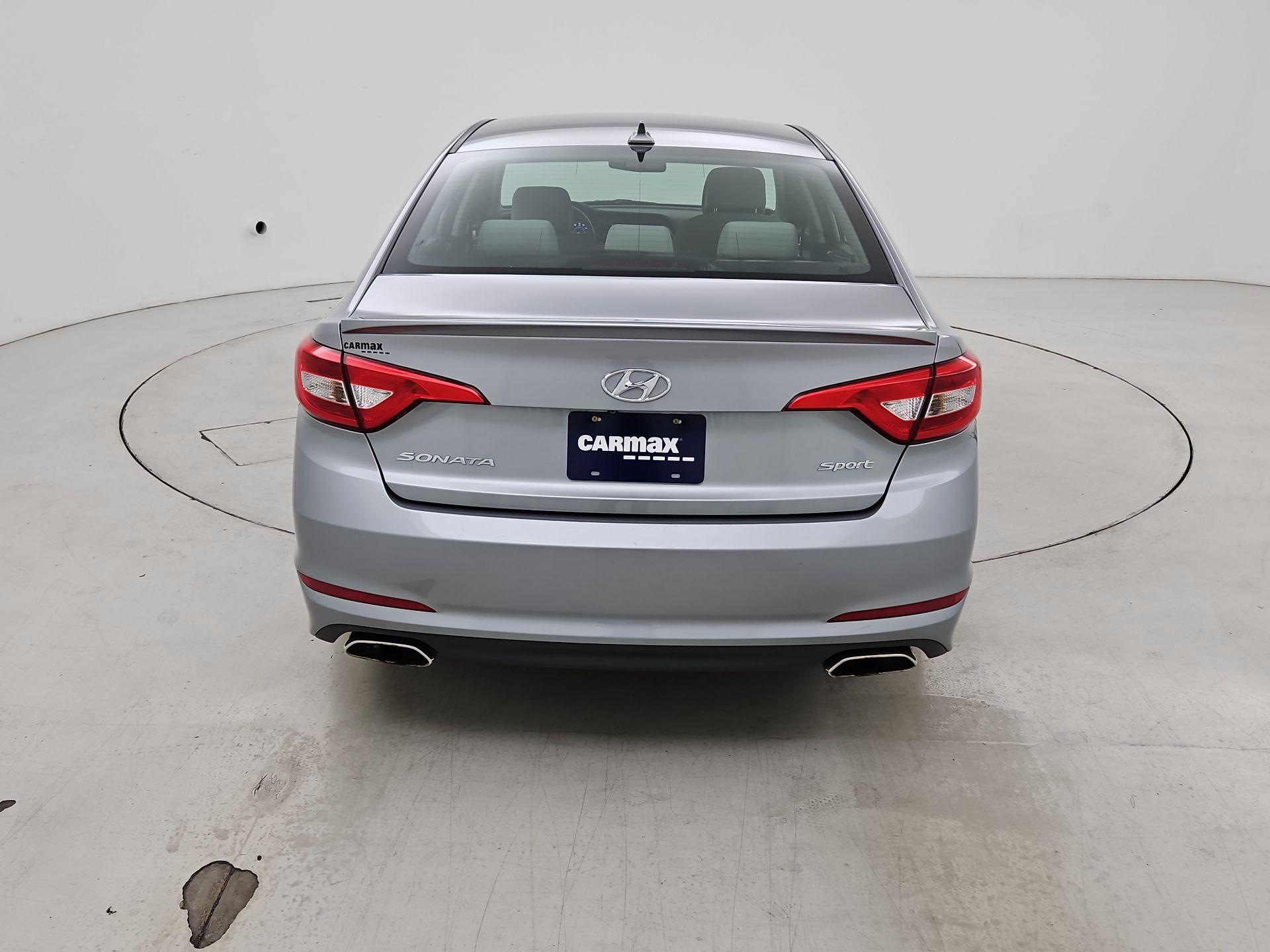 Thumbnail: 2015 Hyundai Sonata - 6