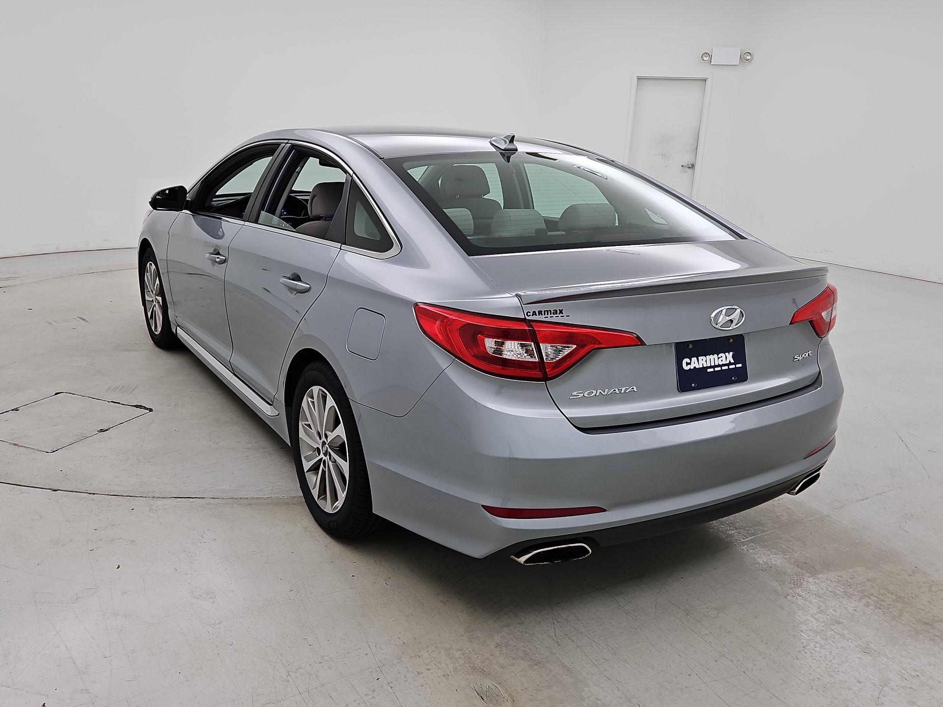 Thumbnail: 2015 Hyundai Sonata - 7