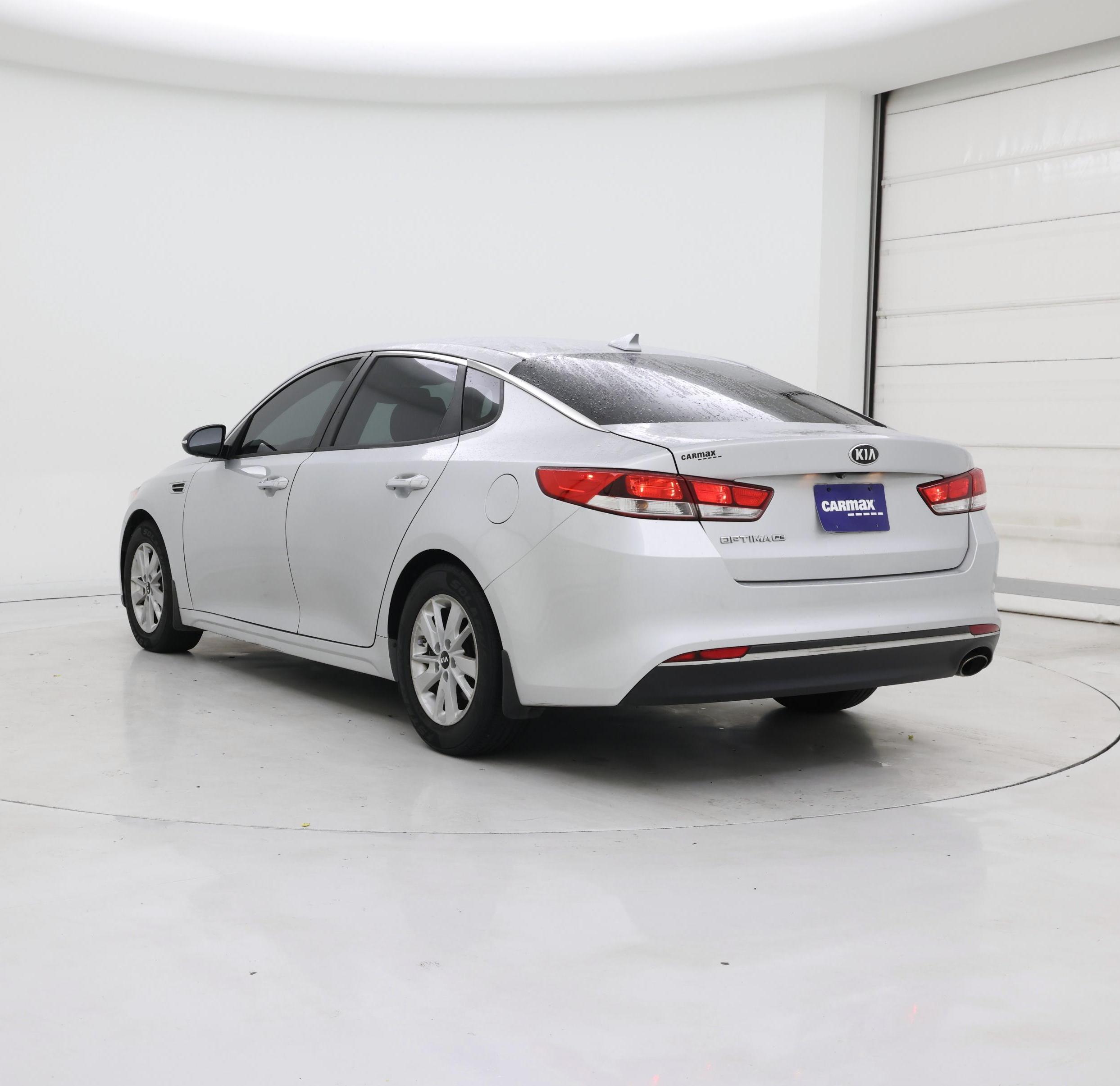 Thumbnail: 2017 Kia Optima - 2