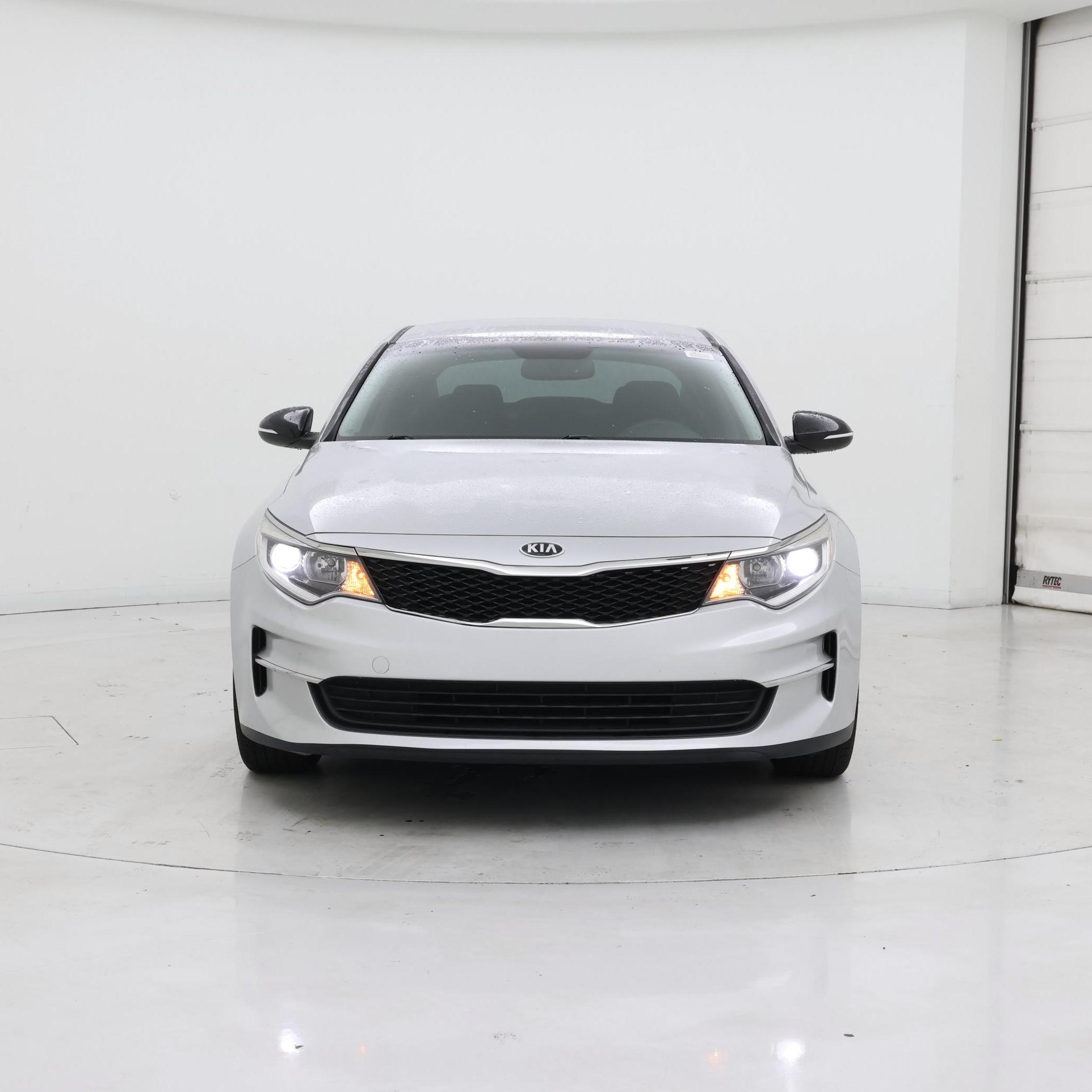 Thumbnail: 2017 Kia Optima - 5