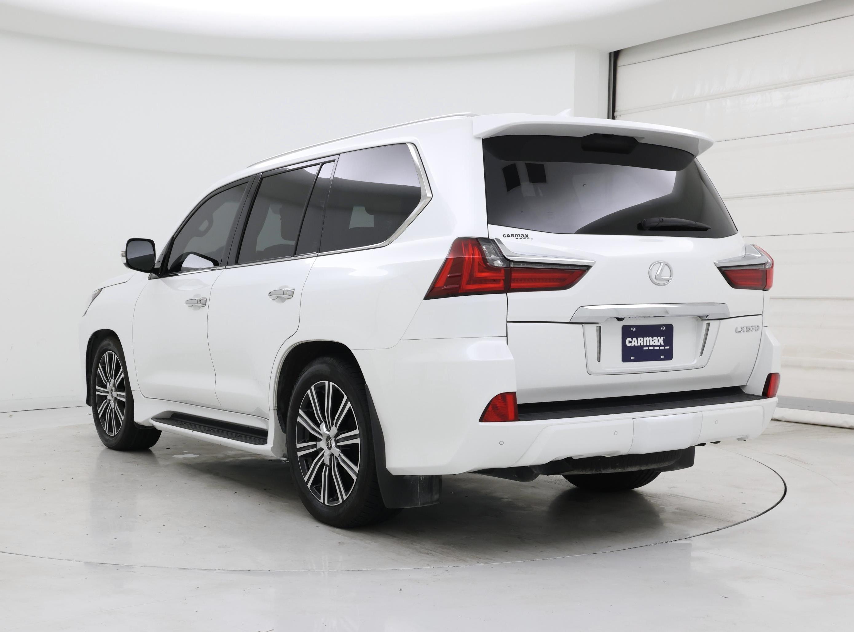 Thumbnail: 2019 Lexus LX - 2
