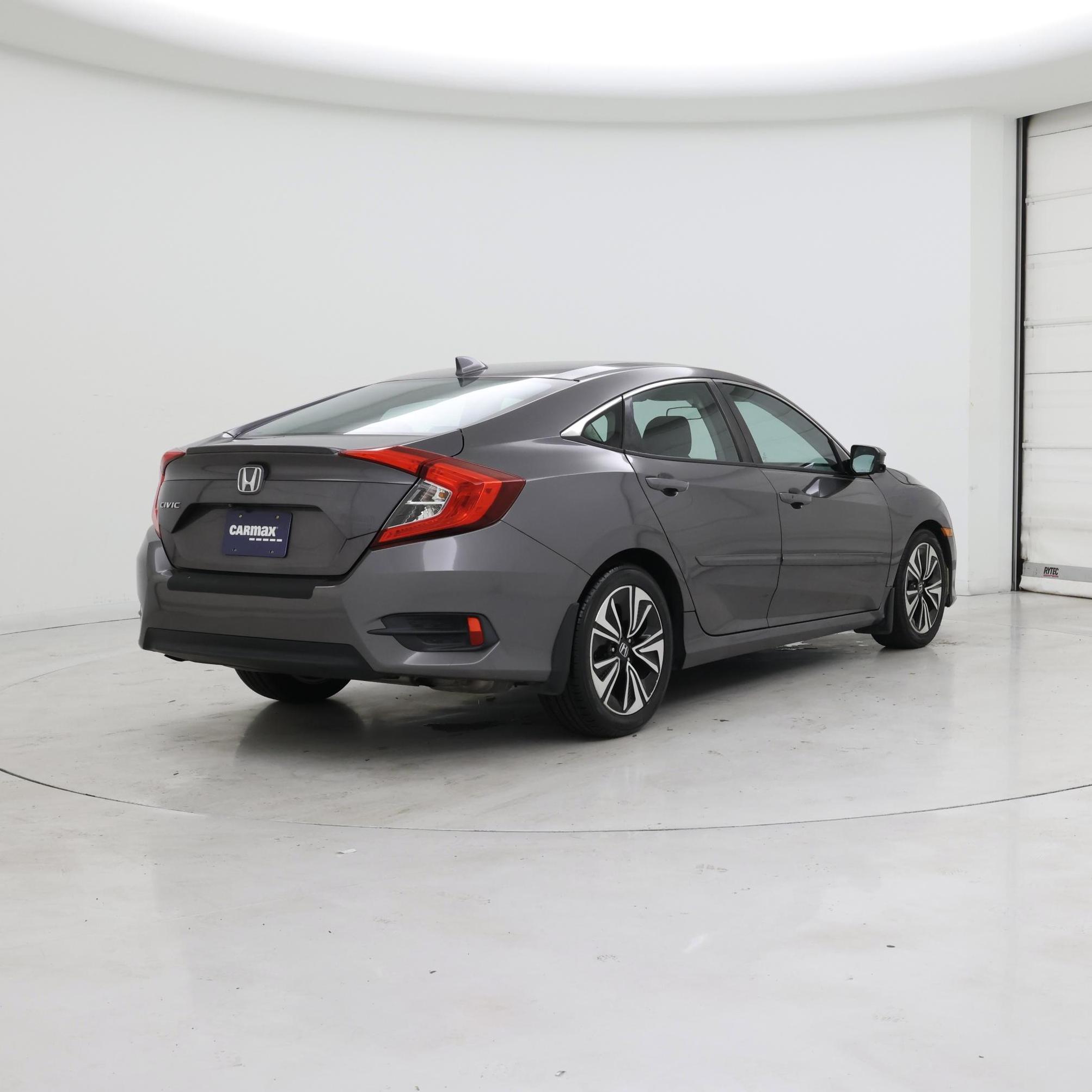 Thumbnail: 2016 Honda Civic - 8