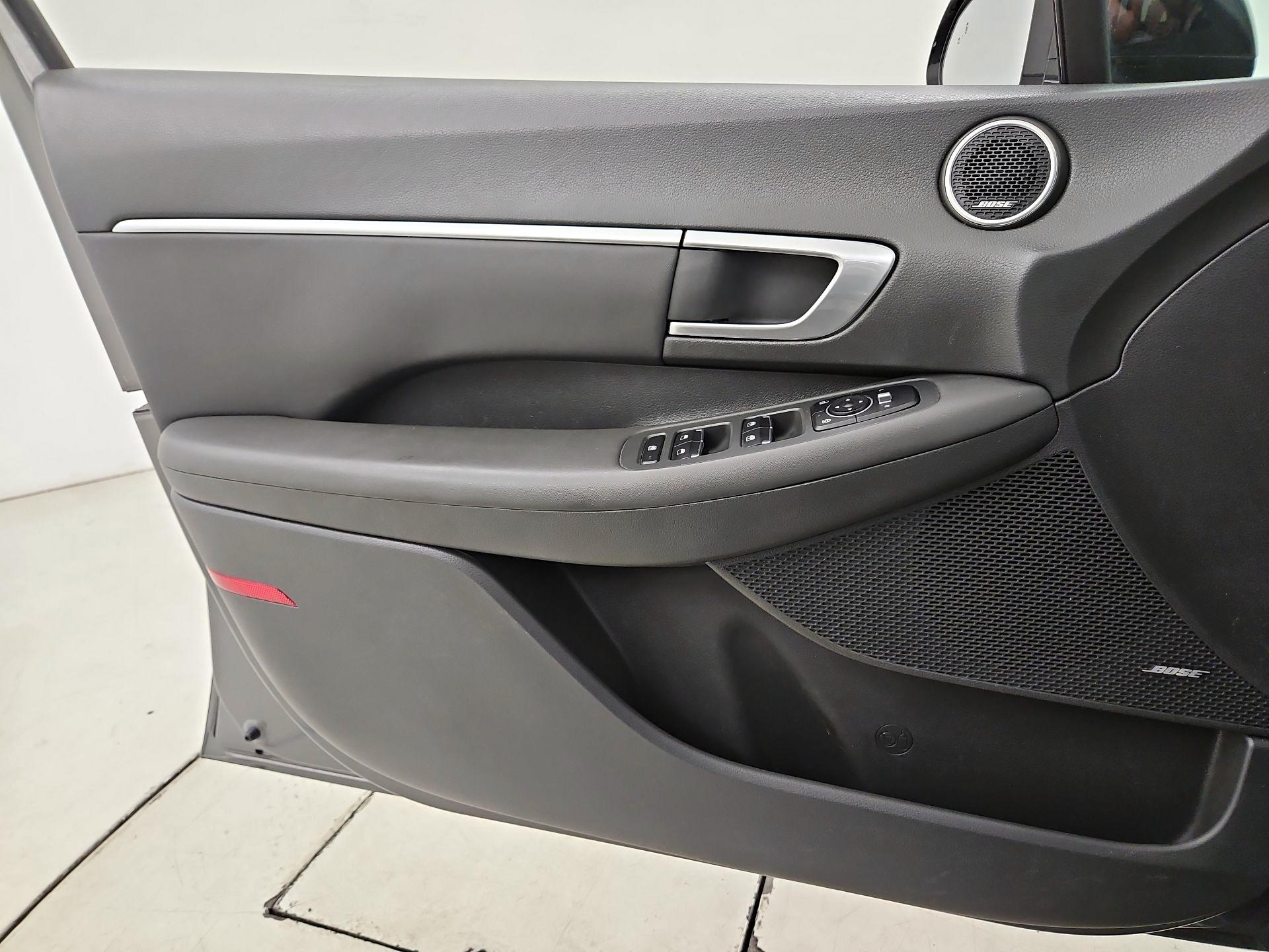 Thumbnail: 2022 Hyundai Sonata - 10