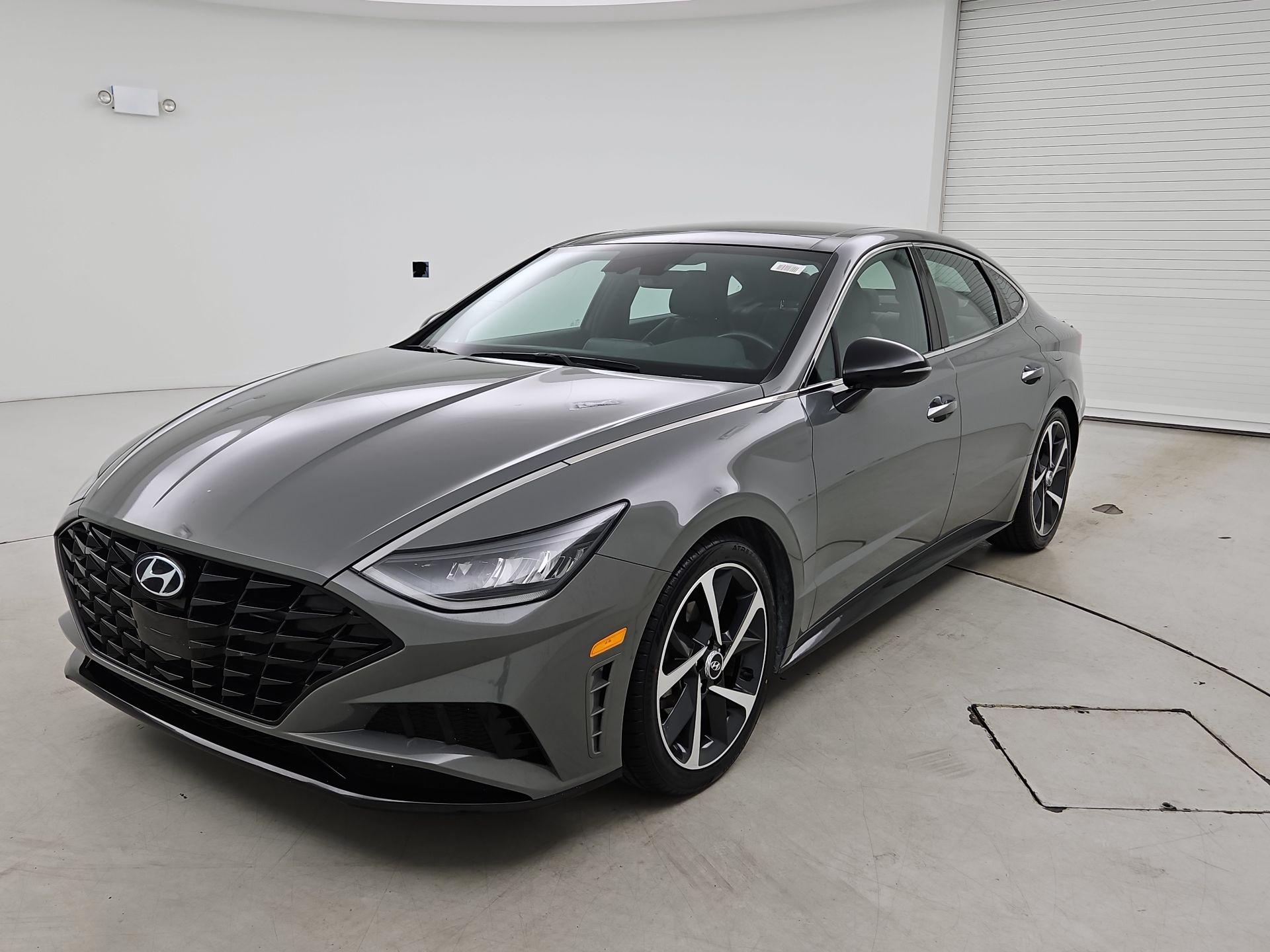 Thumbnail: 2022 Hyundai Sonata - 3