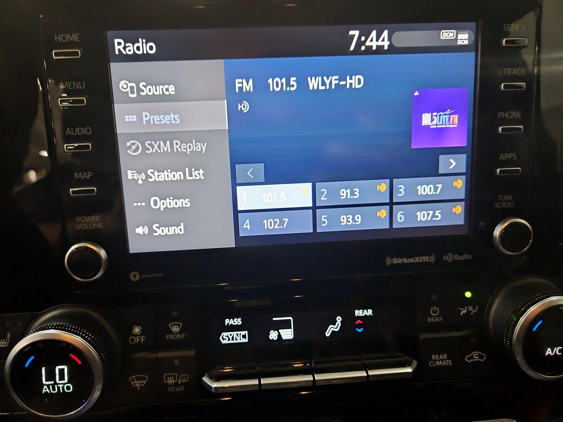Thumbnail: 2021 Toyota Highlander - 14
