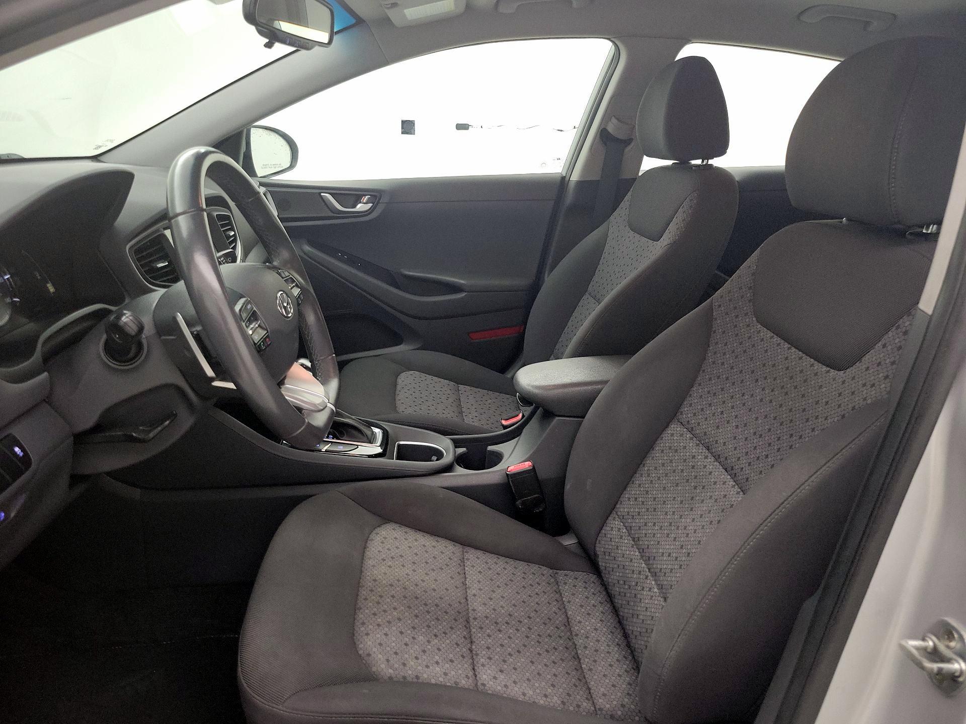 Thumbnail: 2019 Hyundai Ioniq - 11