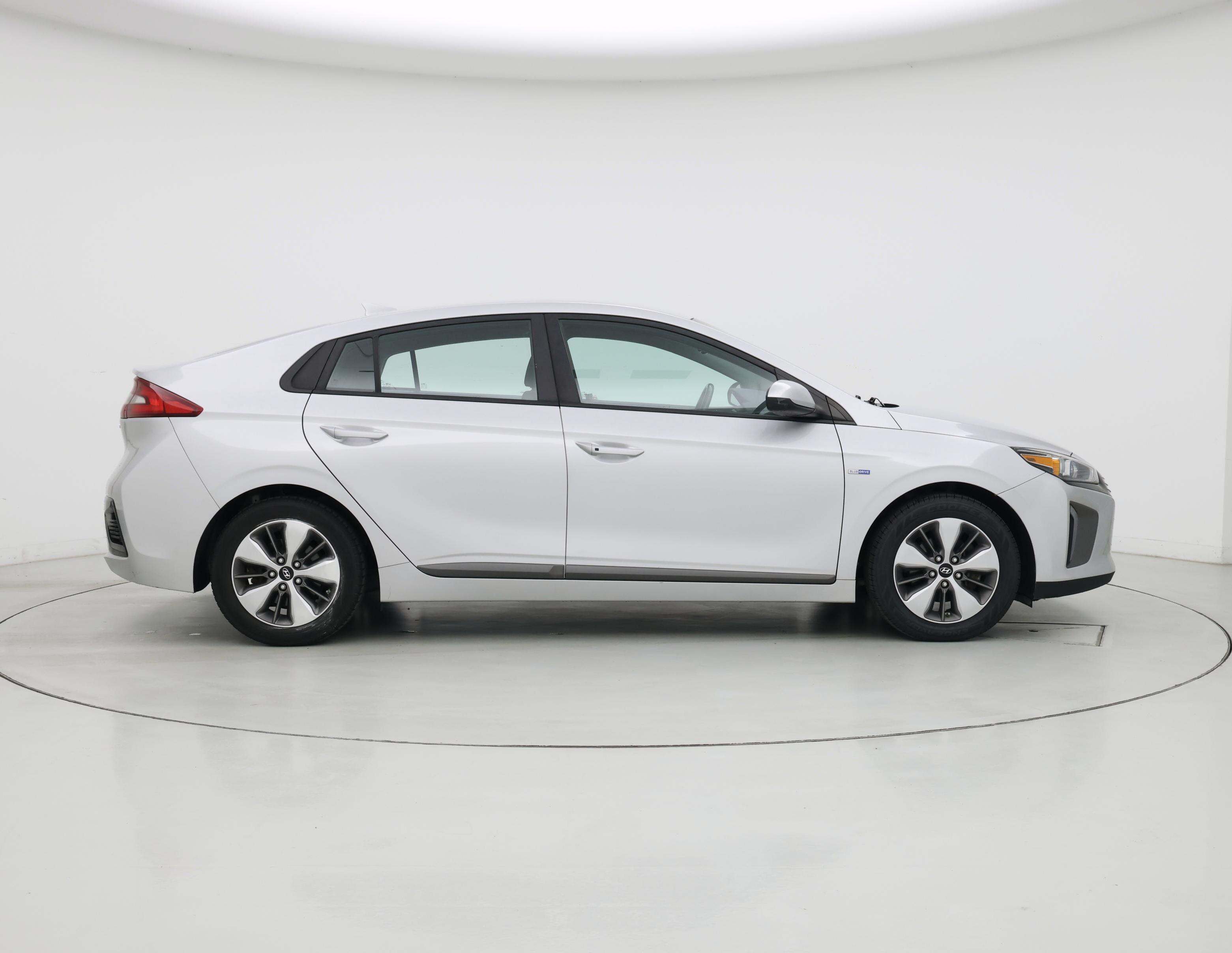 Thumbnail: 2019 Hyundai Ioniq - 7