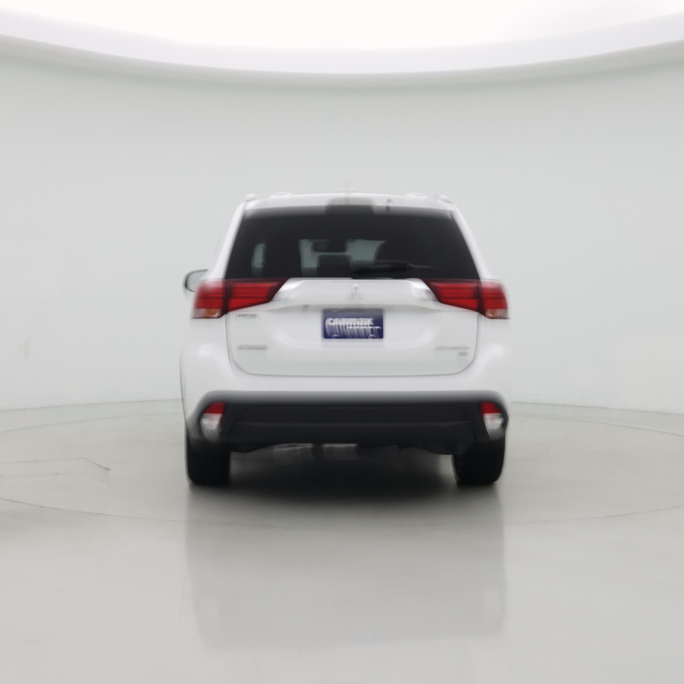 Thumbnail: 2017 Mitsubishi Outlander - 6