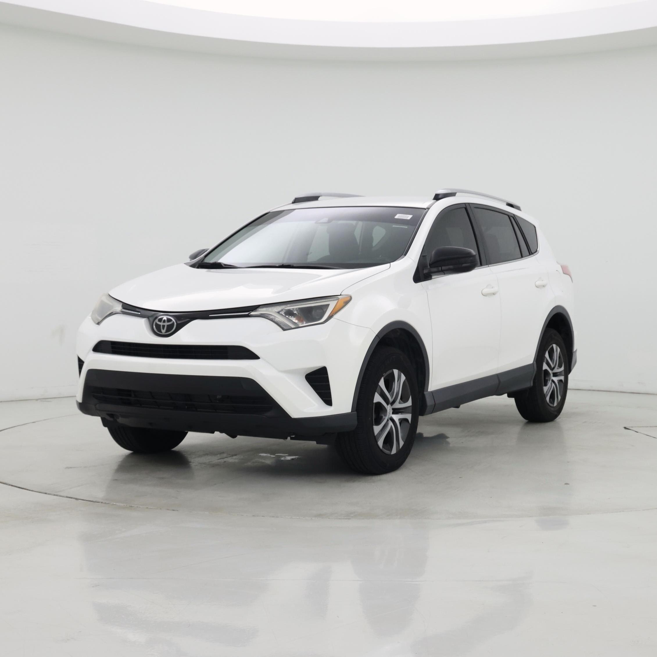 Thumbnail: 2018 Toyota RAV4 - 4