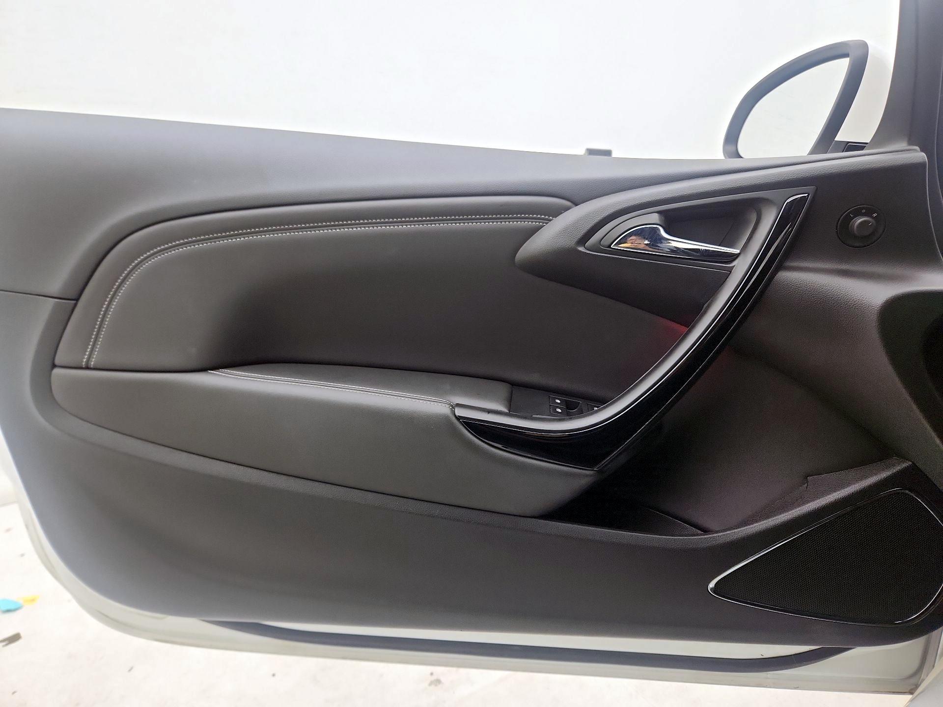 Thumbnail: 2016 Buick Cascada - 12