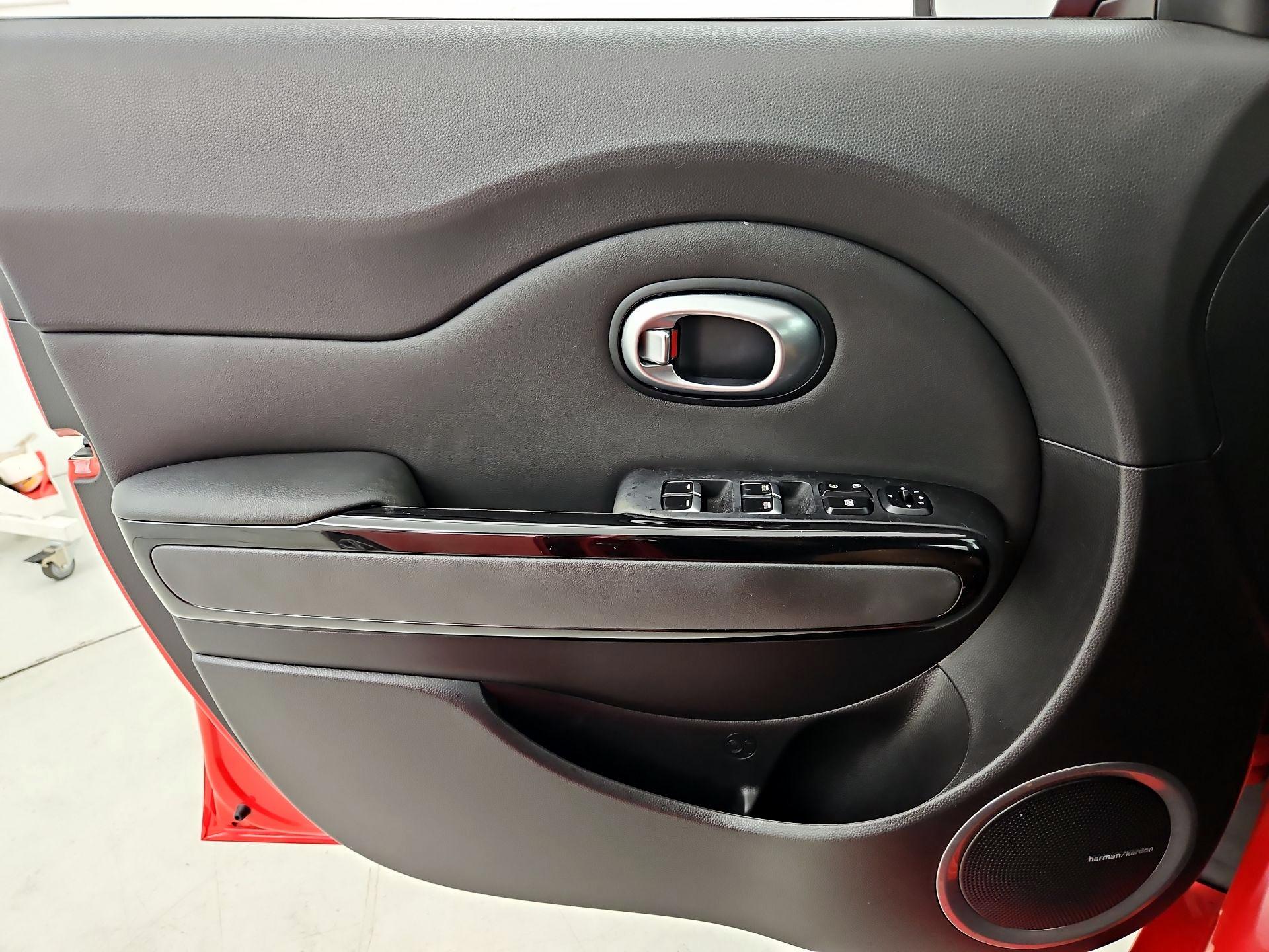 Thumbnail: 2019 Kia Soul - 12