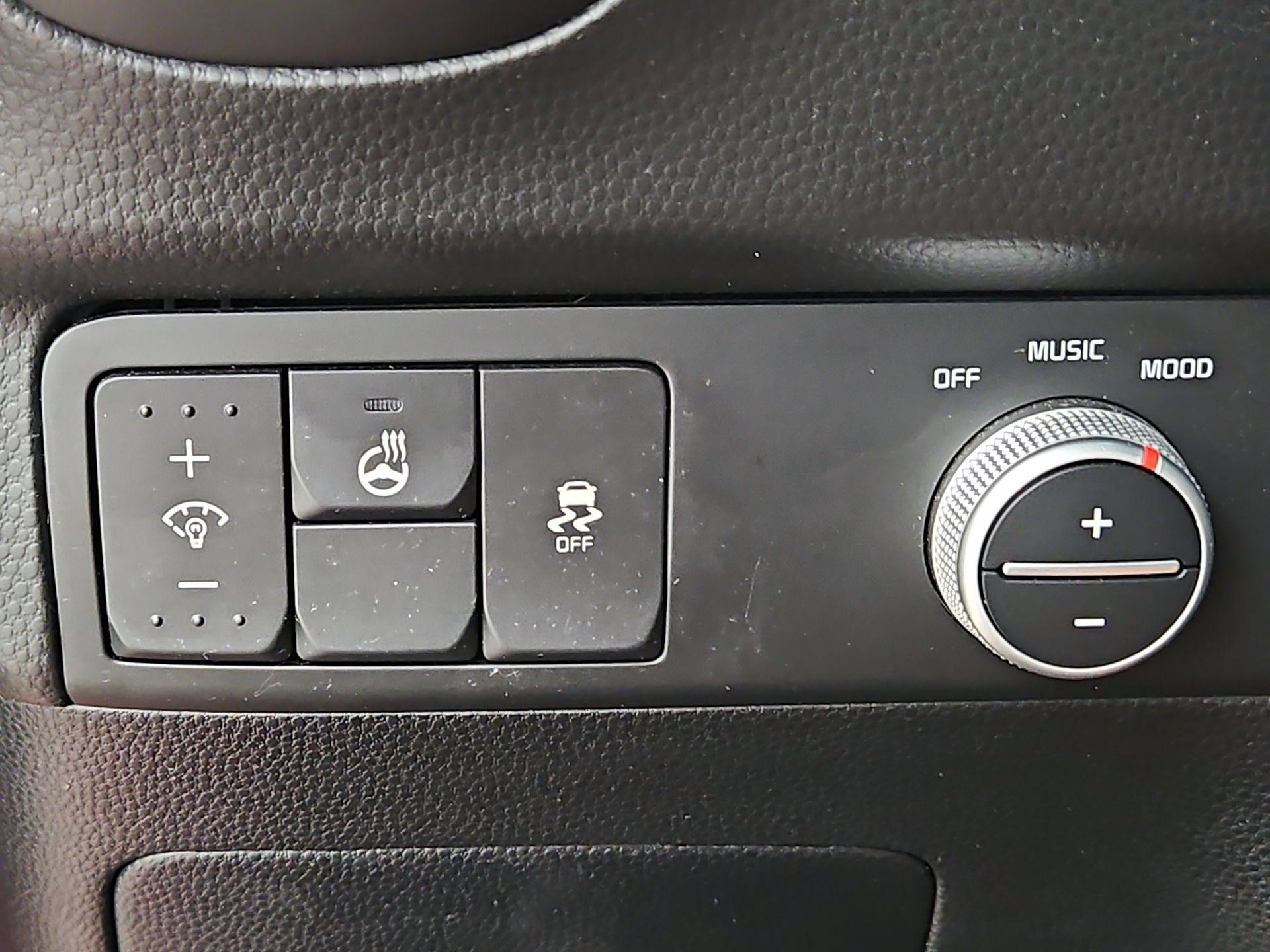 Thumbnail: 2019 Kia Soul - 13