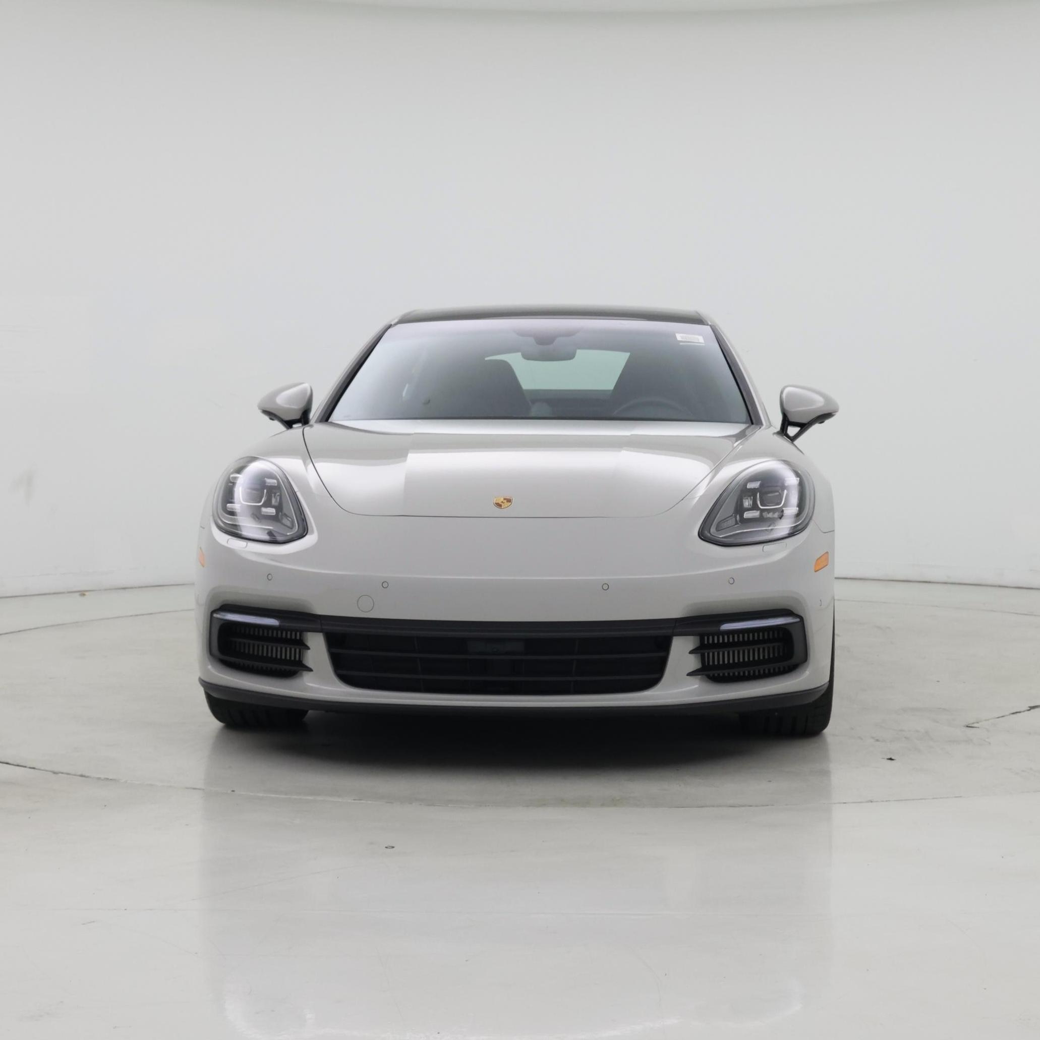 Thumbnail: 2020 Porsche Panamera - 5