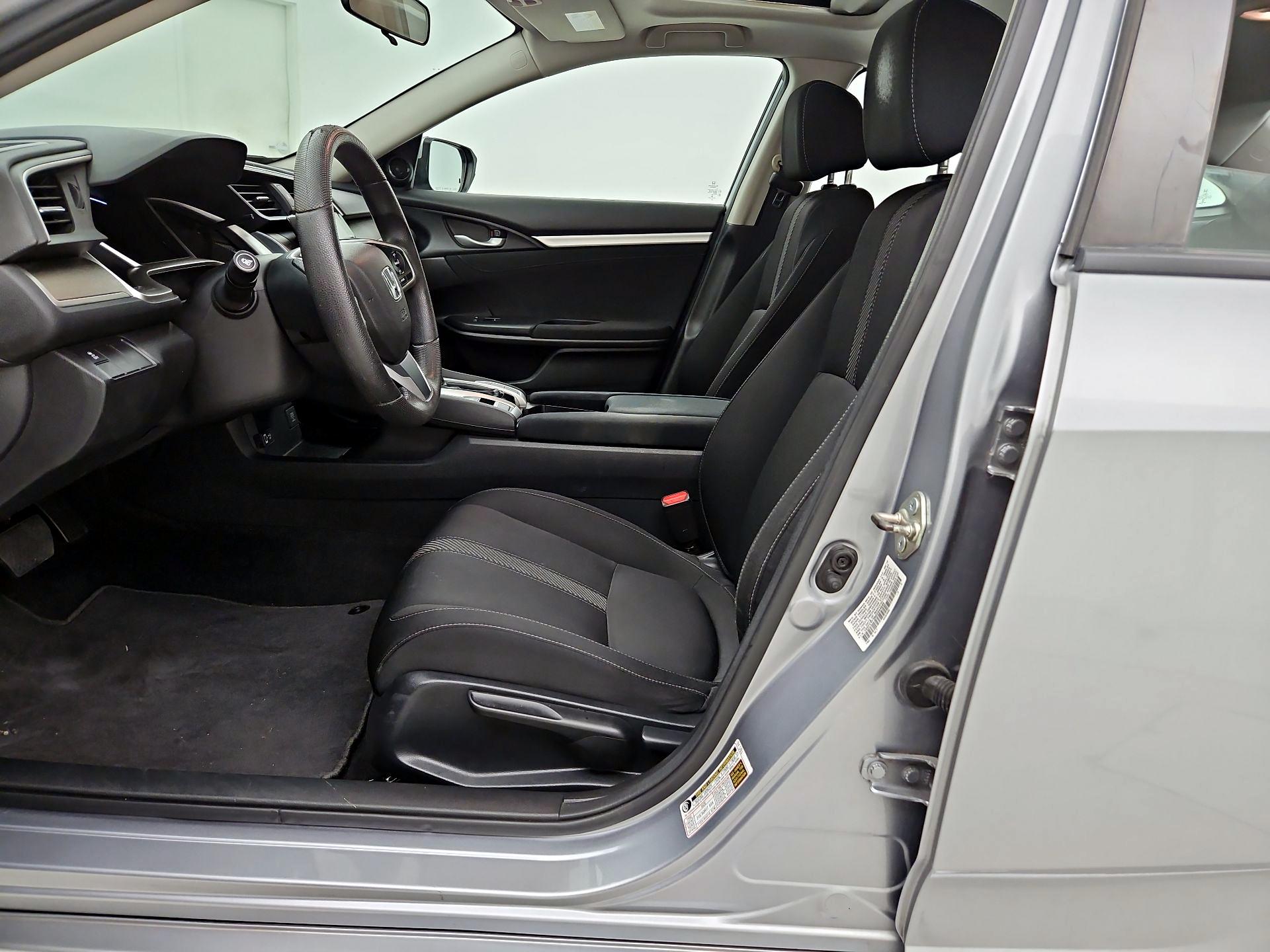 Thumbnail: 2016 Honda Civic - 11