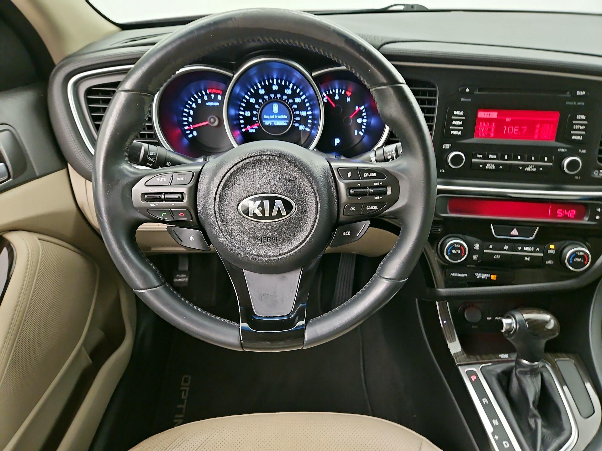 Thumbnail: 2015 Kia Optima - 10
