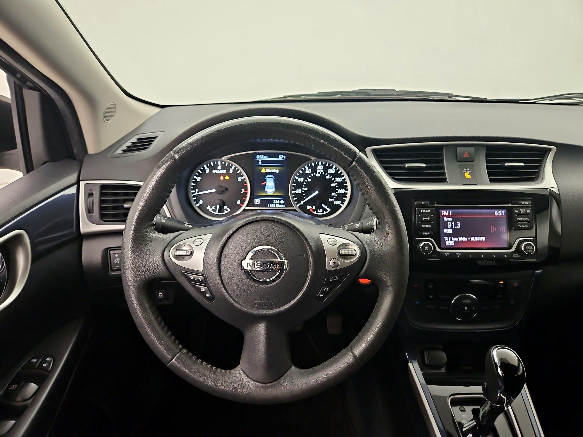 Thumbnail: 2018 Nissan Sentra - 10