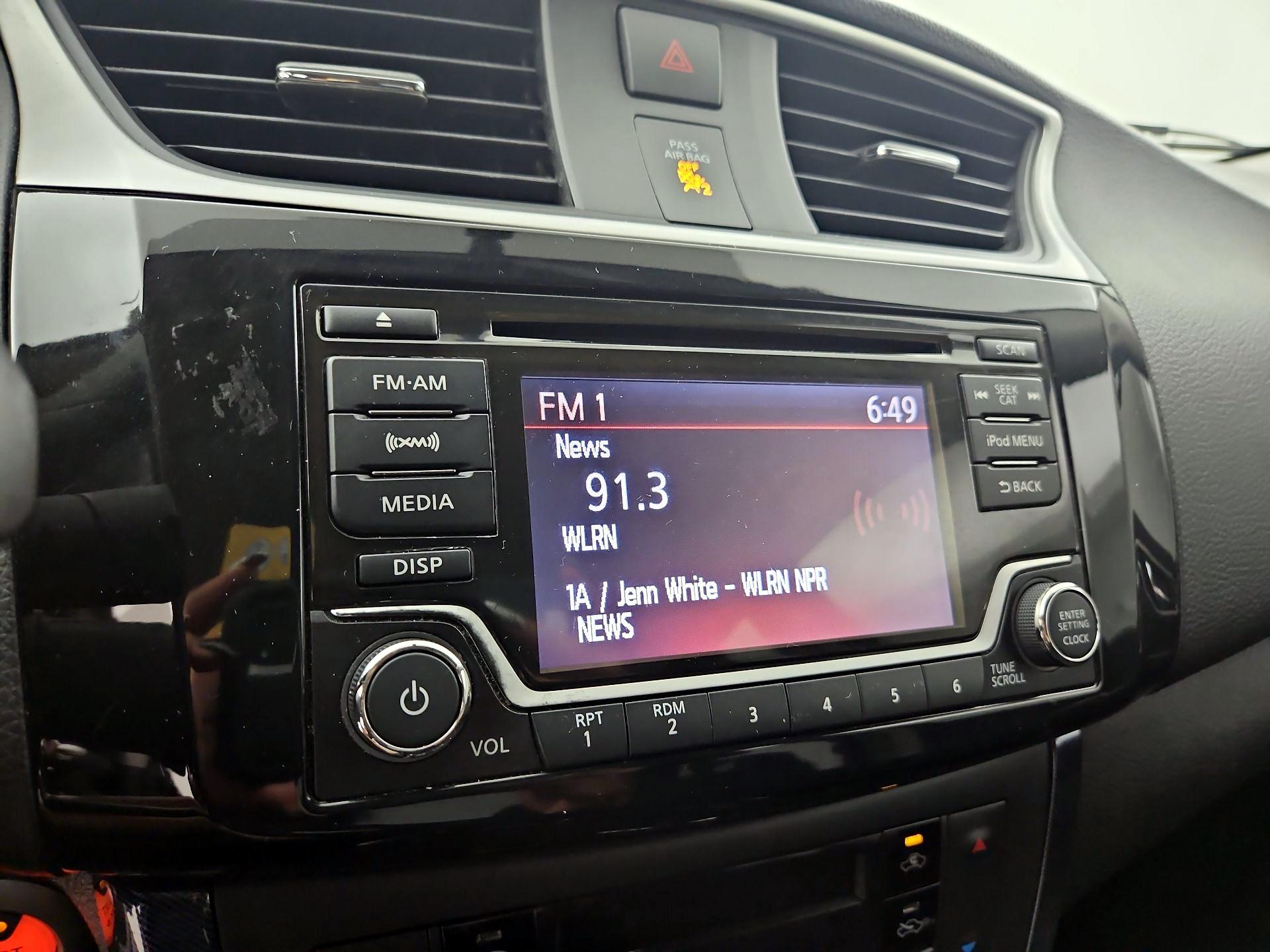 Thumbnail: 2018 Nissan Sentra - 15