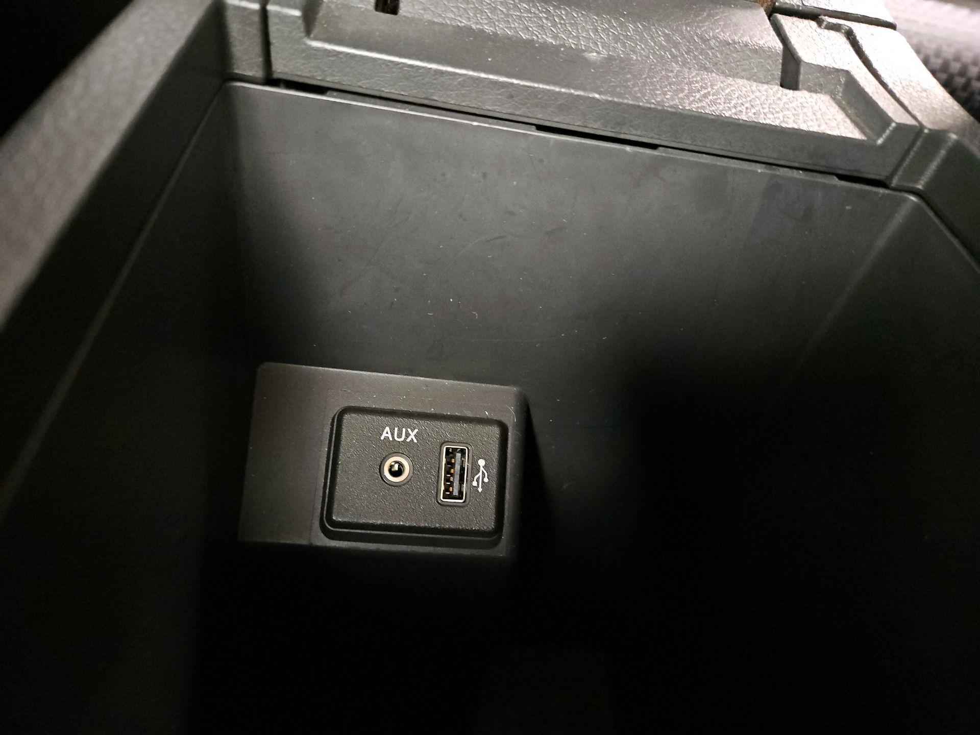 Thumbnail: 2018 Nissan Sentra - 18