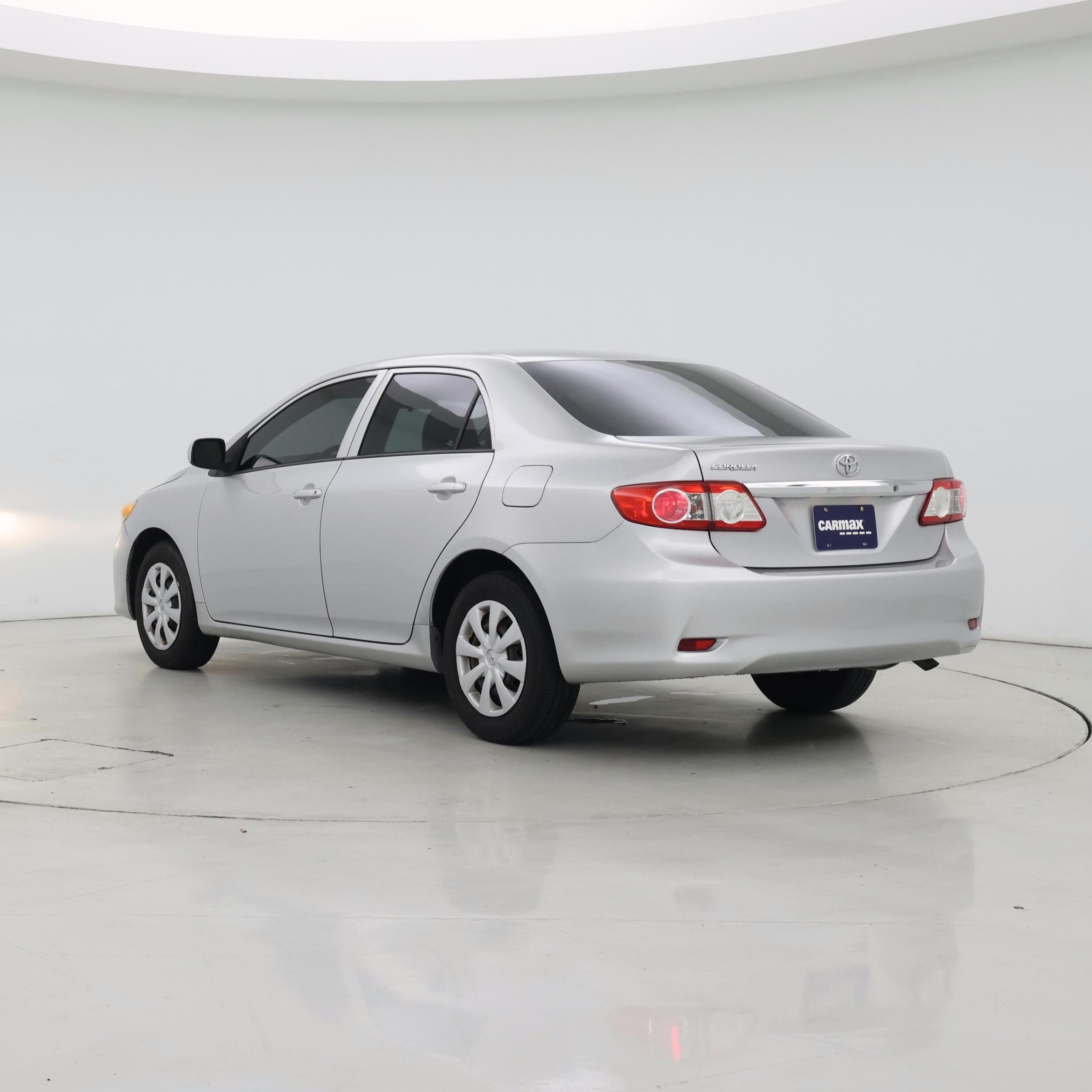 Thumbnail: 2013 Toyota Corolla - 2