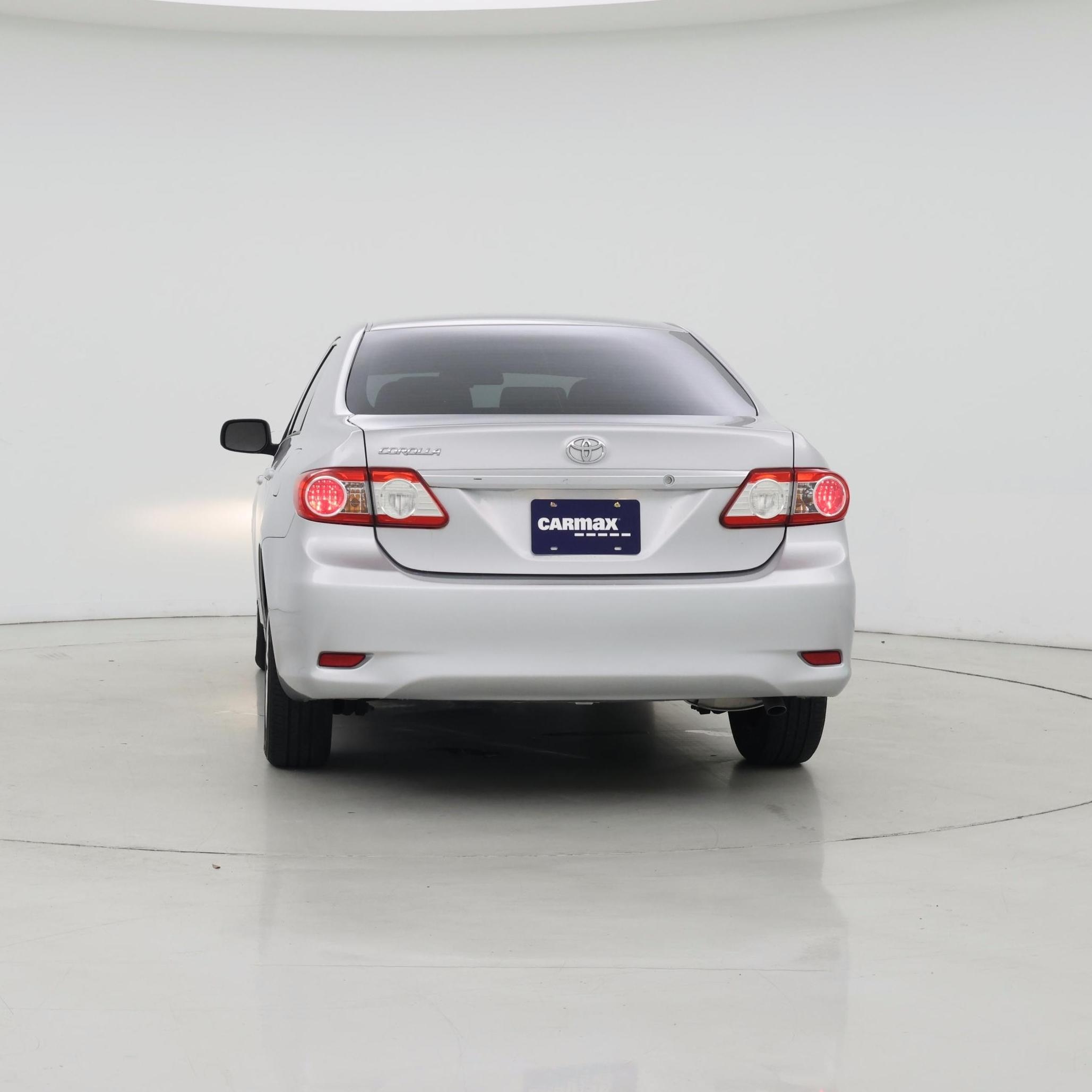 Thumbnail: 2013 Toyota Corolla - 6