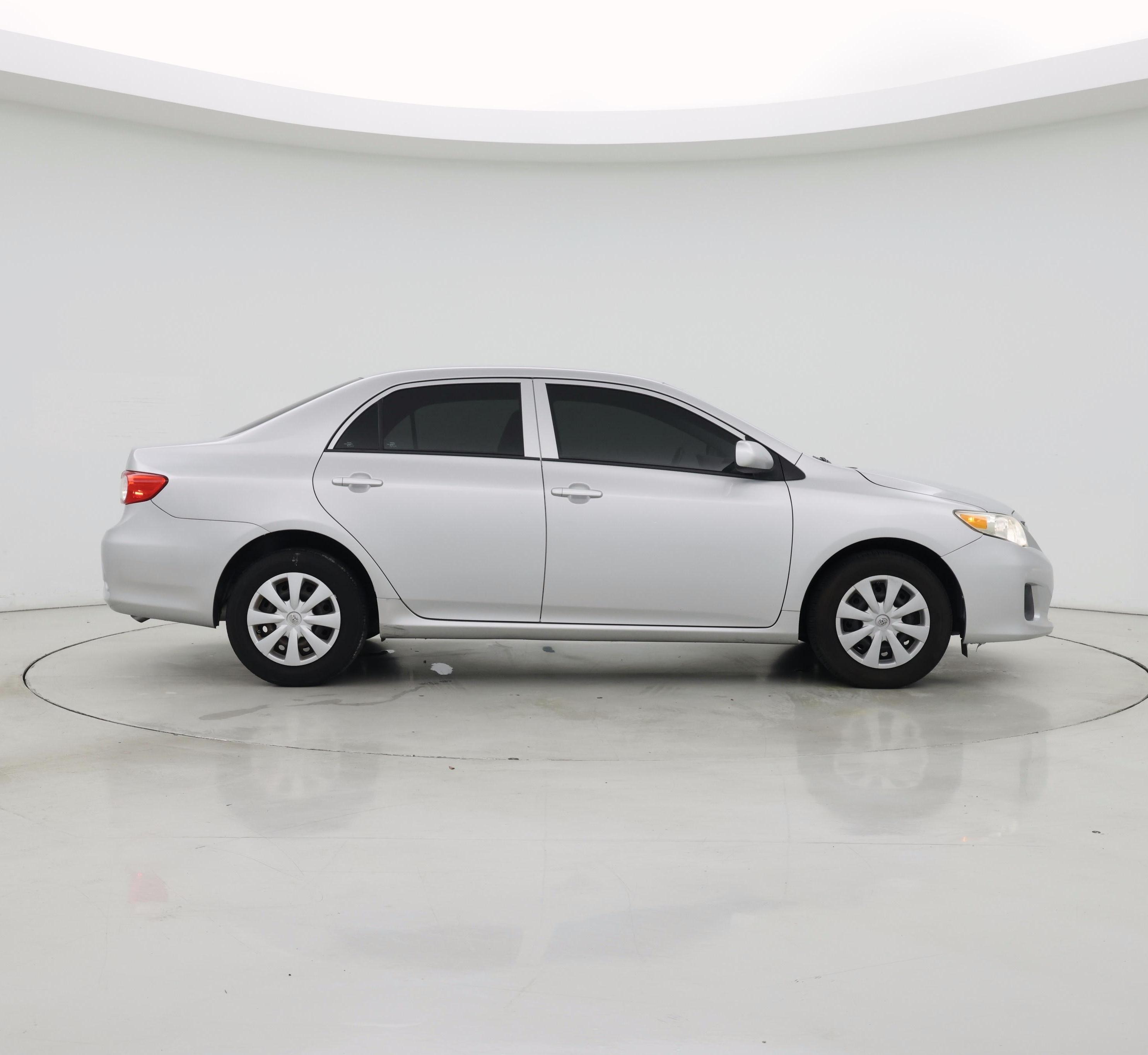 Thumbnail: 2013 Toyota Corolla - 7