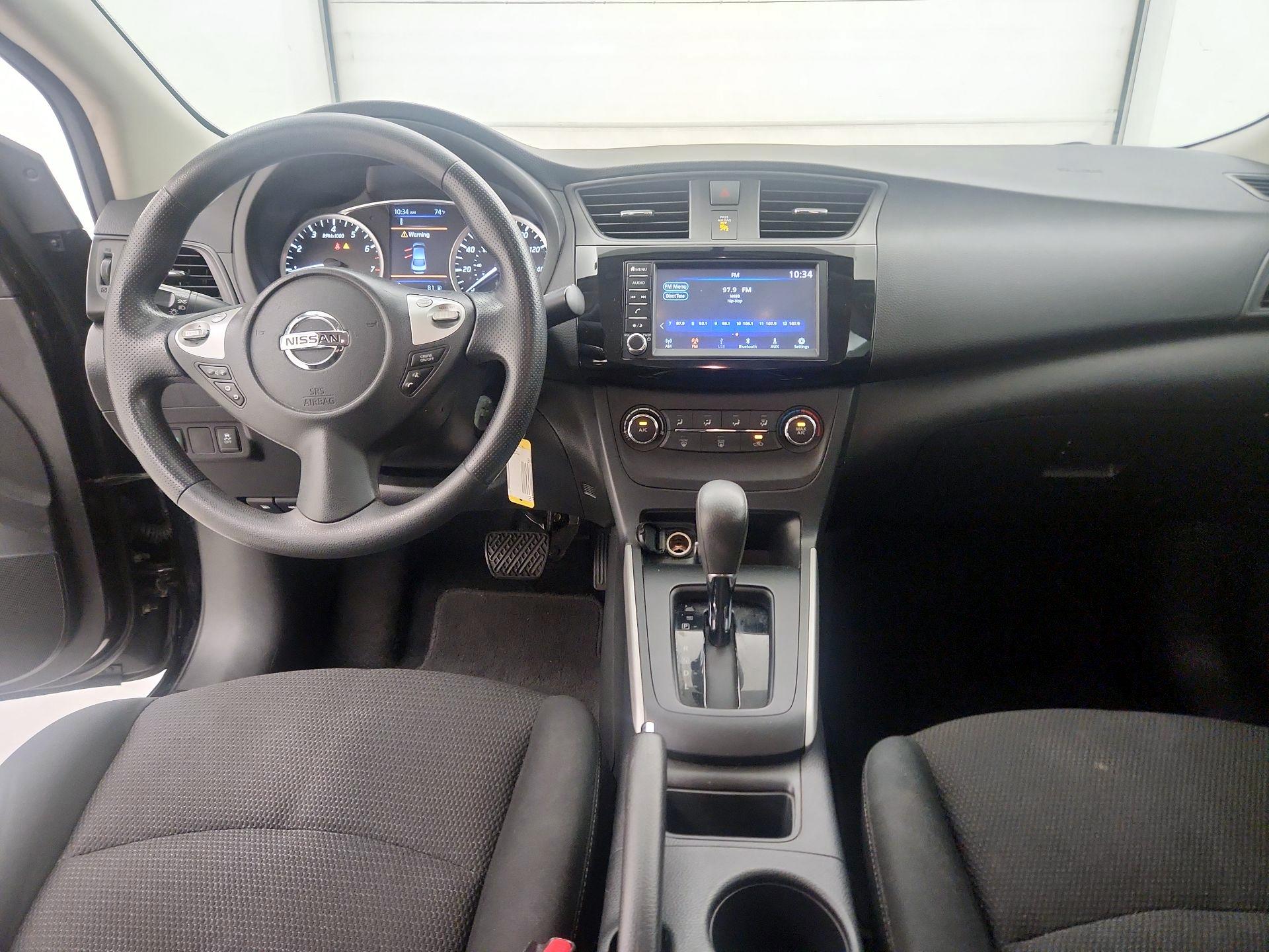 Thumbnail: 2019 Nissan Sentra - 9