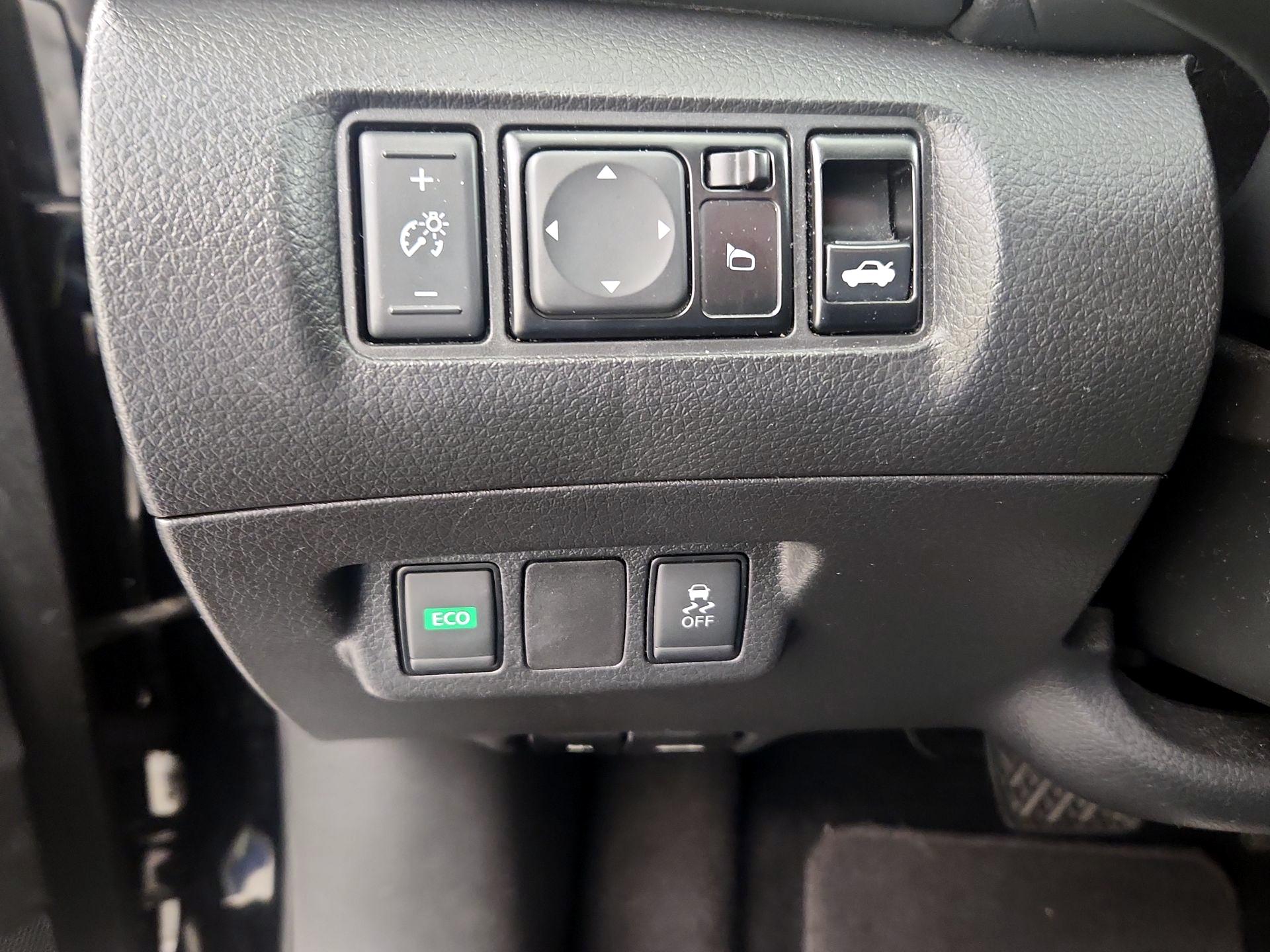 Thumbnail: 2019 Nissan Sentra - 13