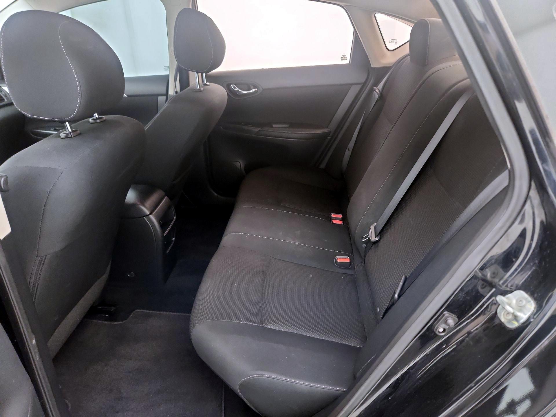 Thumbnail: 2019 Nissan Sentra - 19