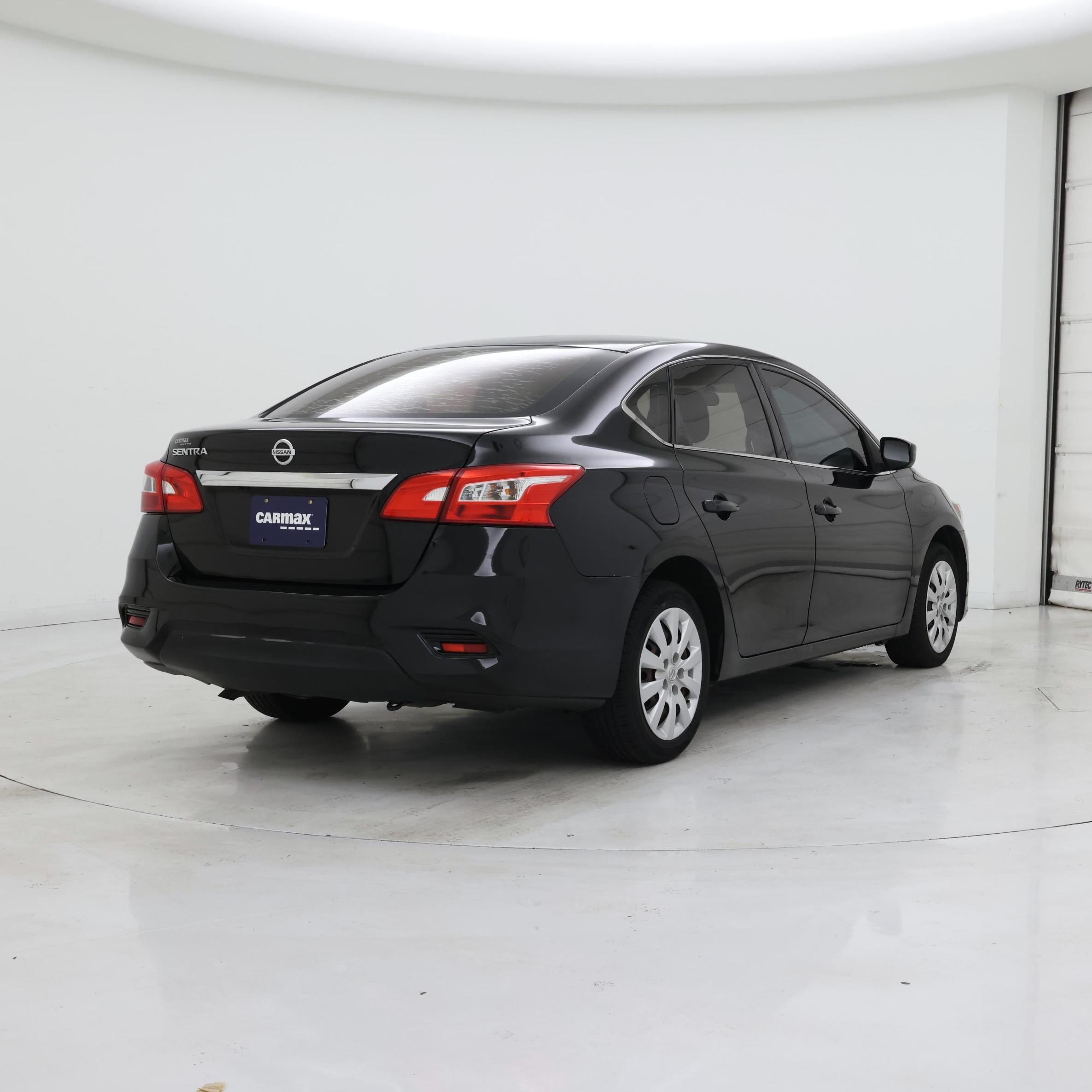 Thumbnail: 2019 Nissan Sentra - 8