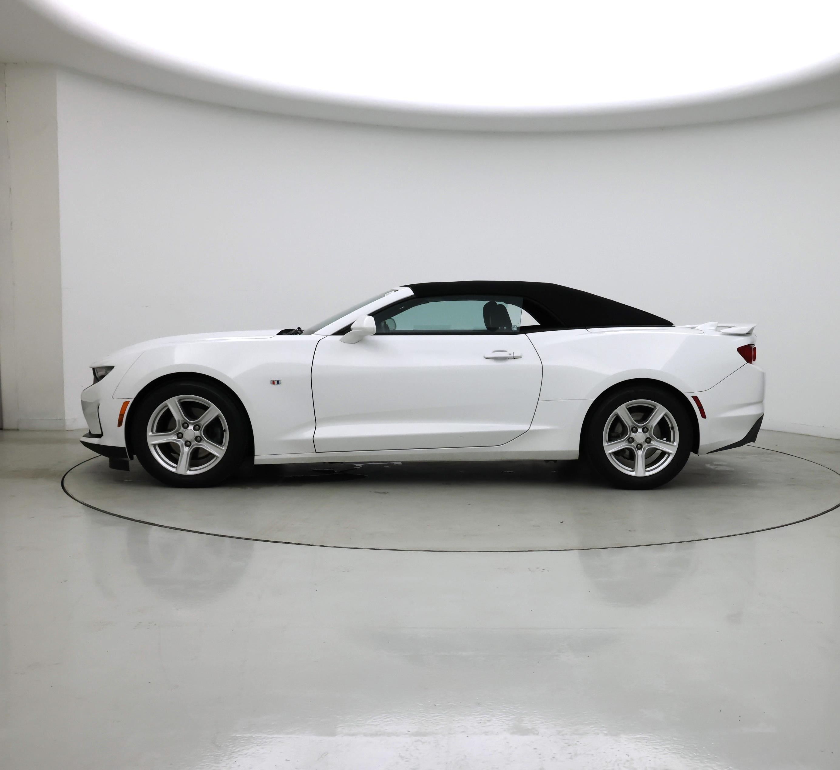 Thumbnail: 2019 Chevrolet Camaro - 3